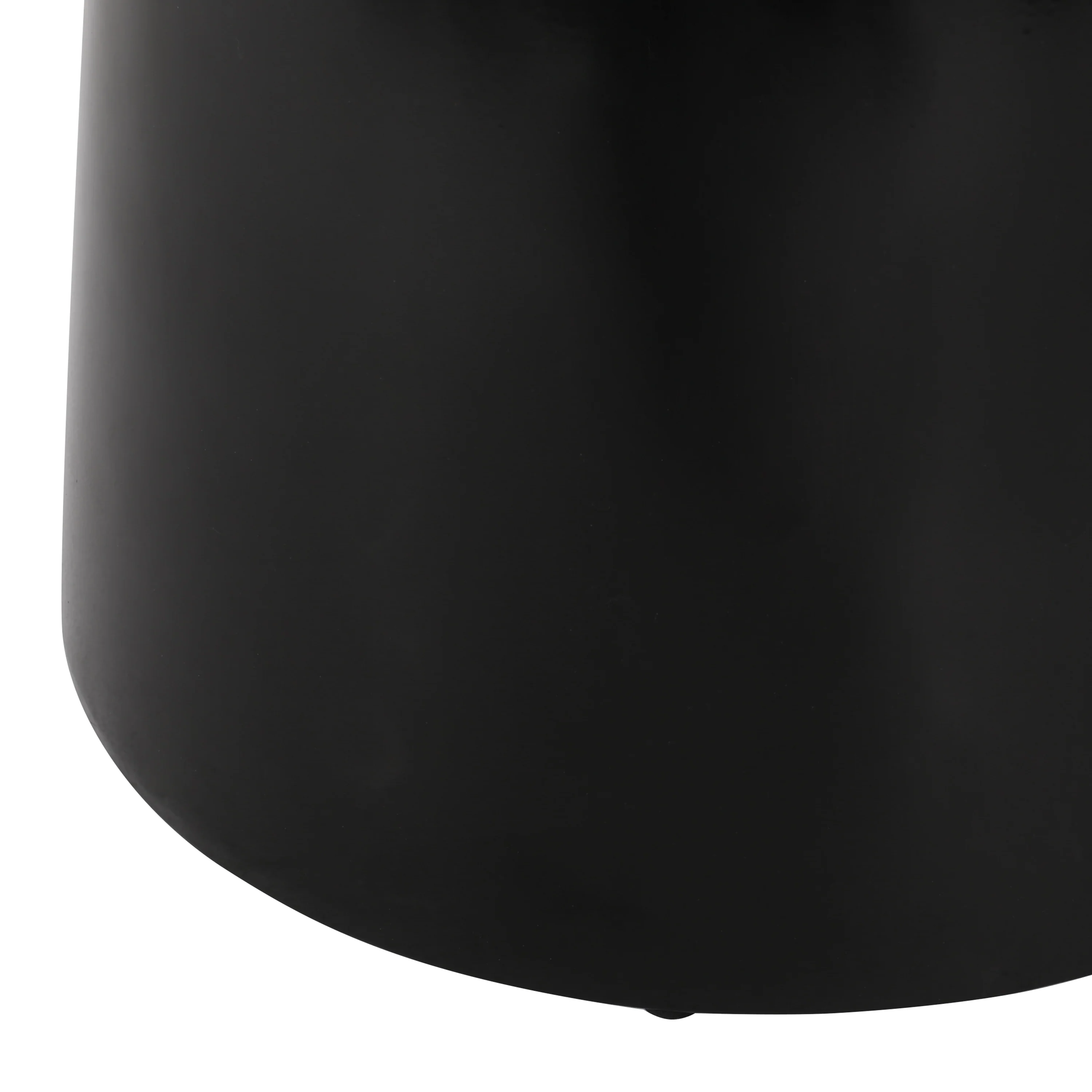 Soto Outdoor Metal Side Table - furnishings