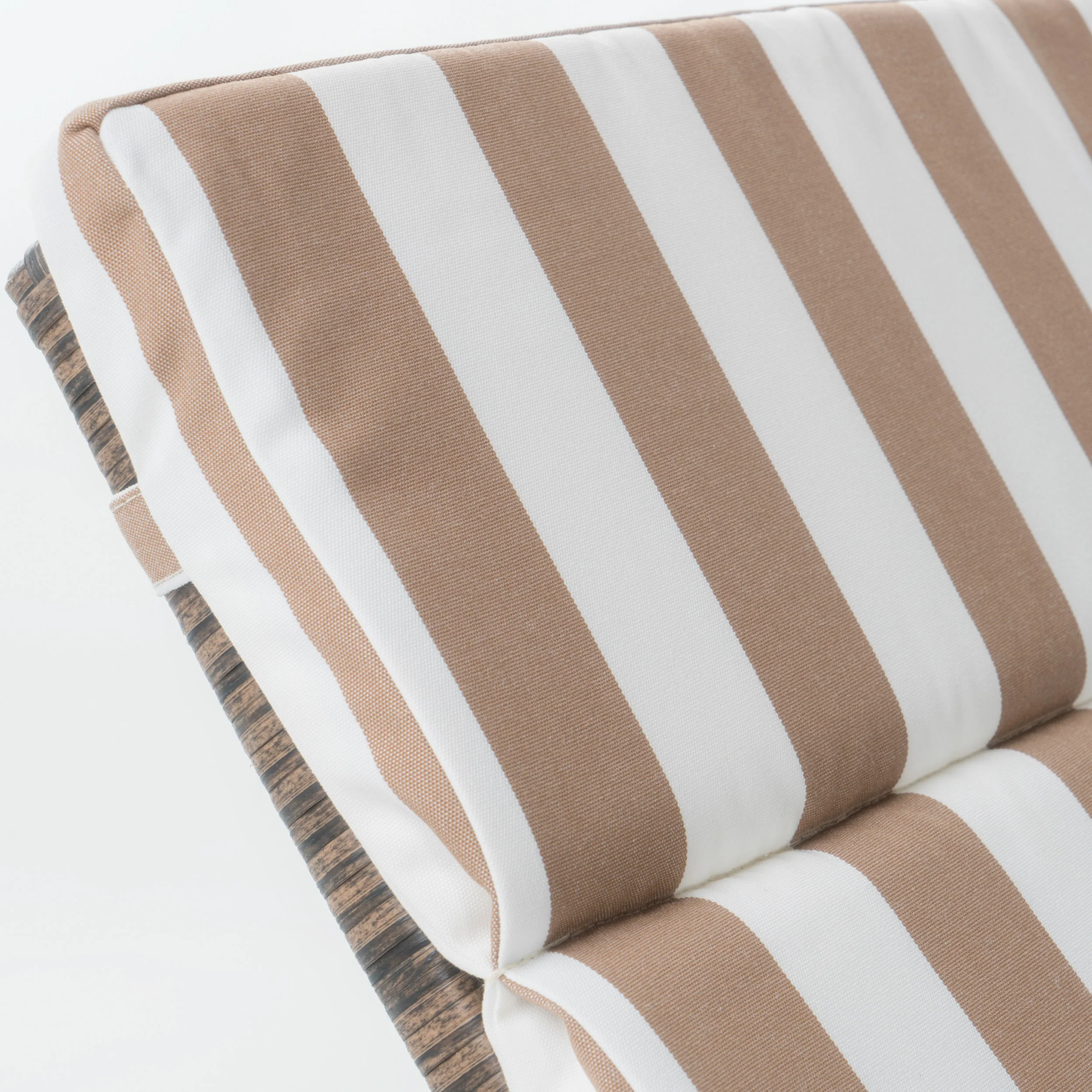 Lakeport Outdoor Wicker Lounge w/Brown & White Stripe Water Resistant Cusions - furnishings