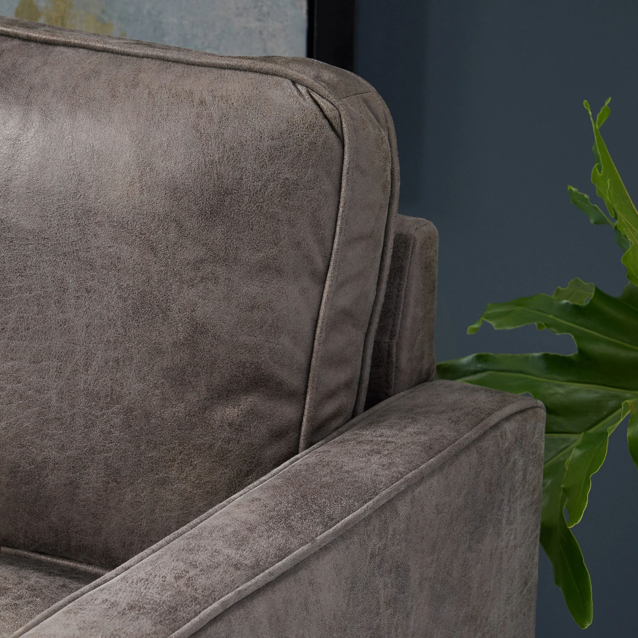 Elizabeth Contemporary Club Chair - furnishings