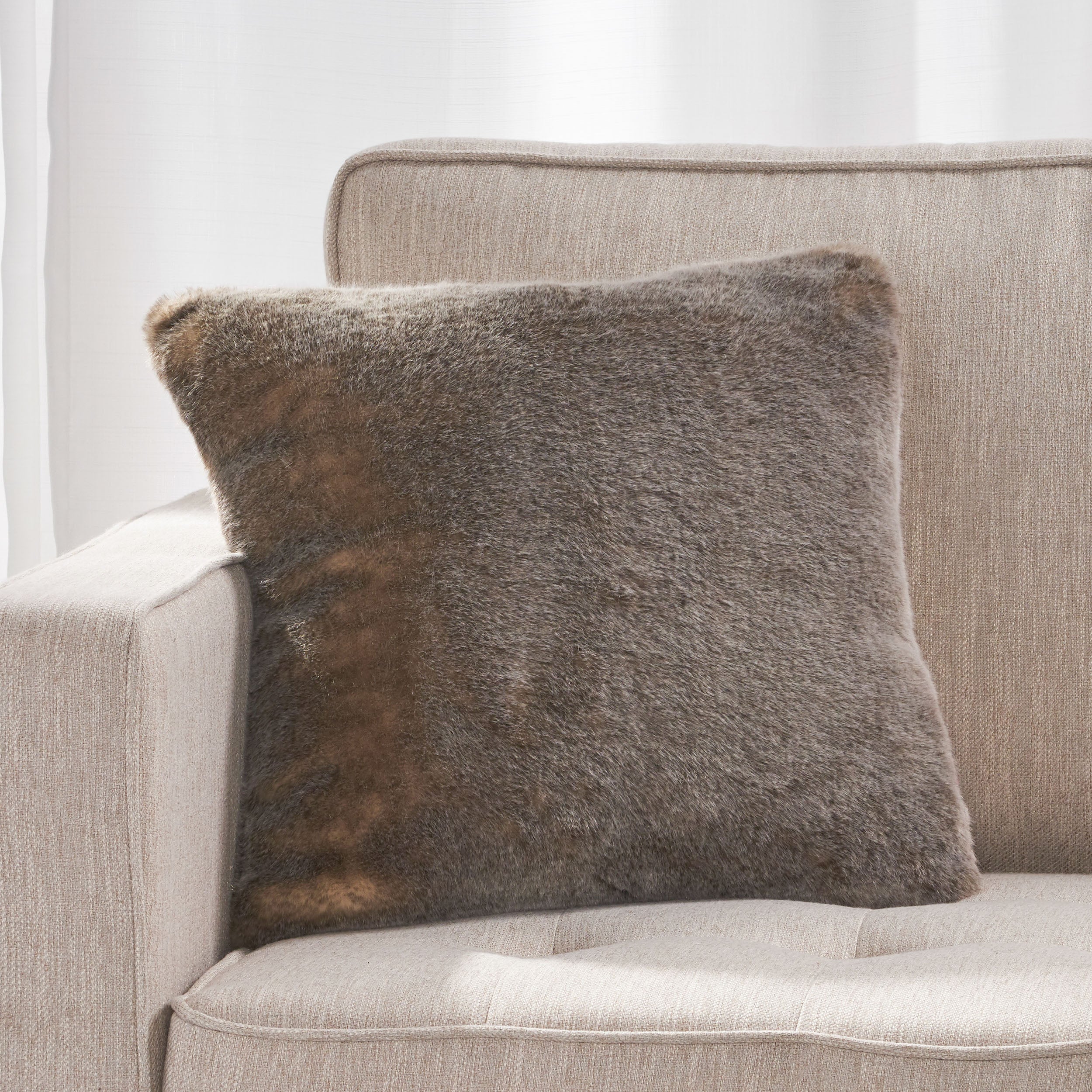 Ellison Modern Glam Faux Fur Throw Pillow - furnishings