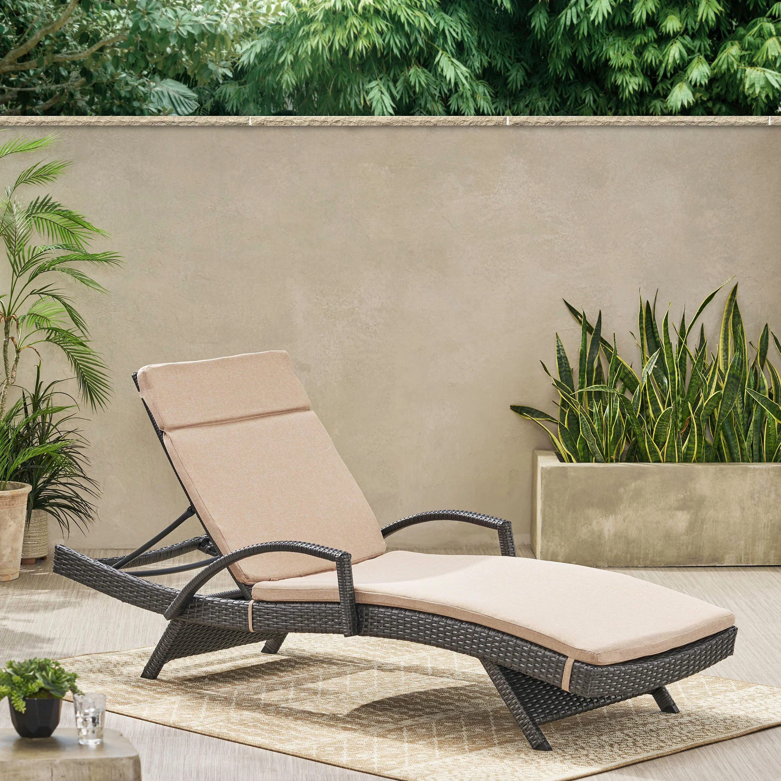 Soleil Outdoor Water Resistant Chaise Lounge Cushion - furnishings