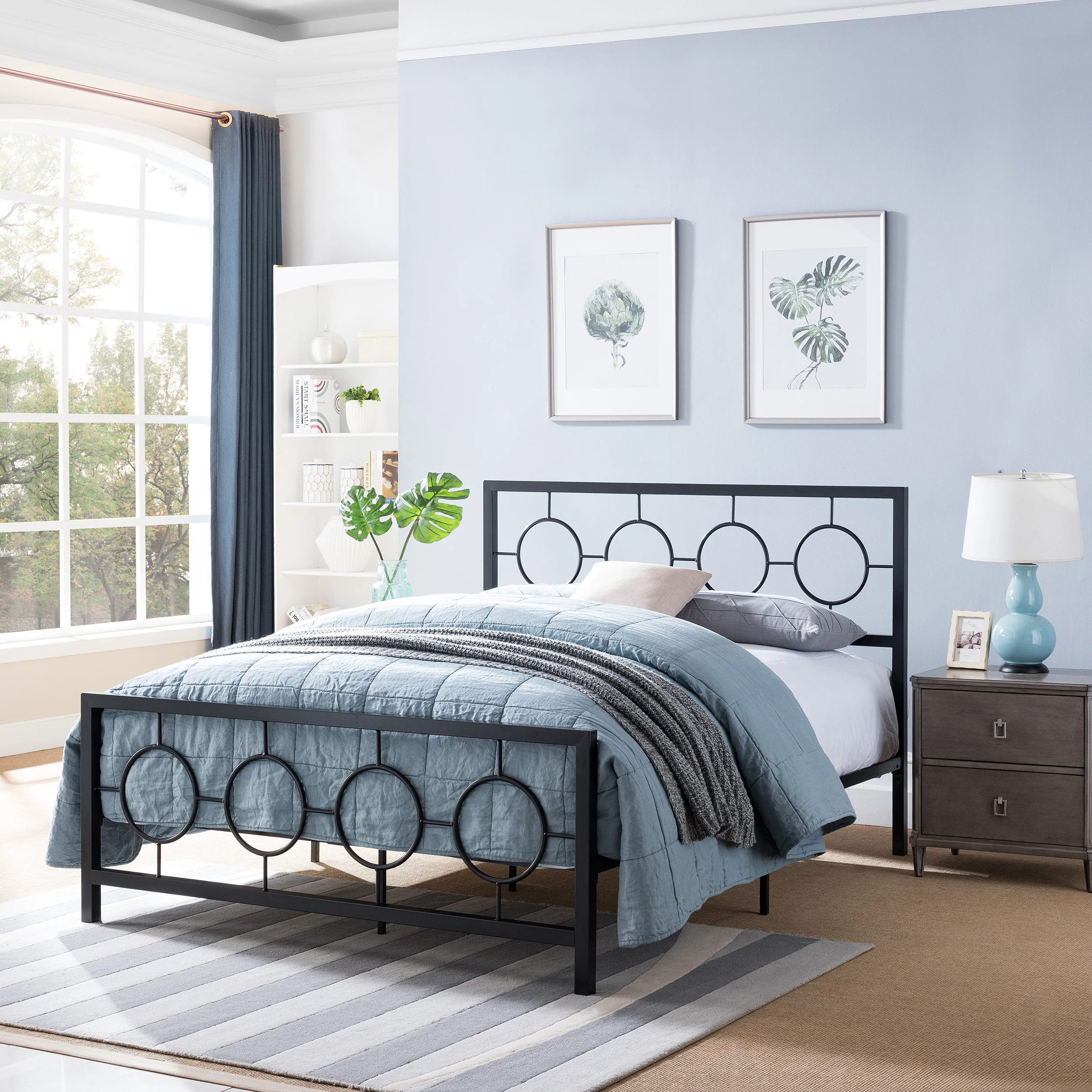 Doris Queen-Size Geometric Platform Bed Frame, Iron, Modern,  Low-Profile - furnishings