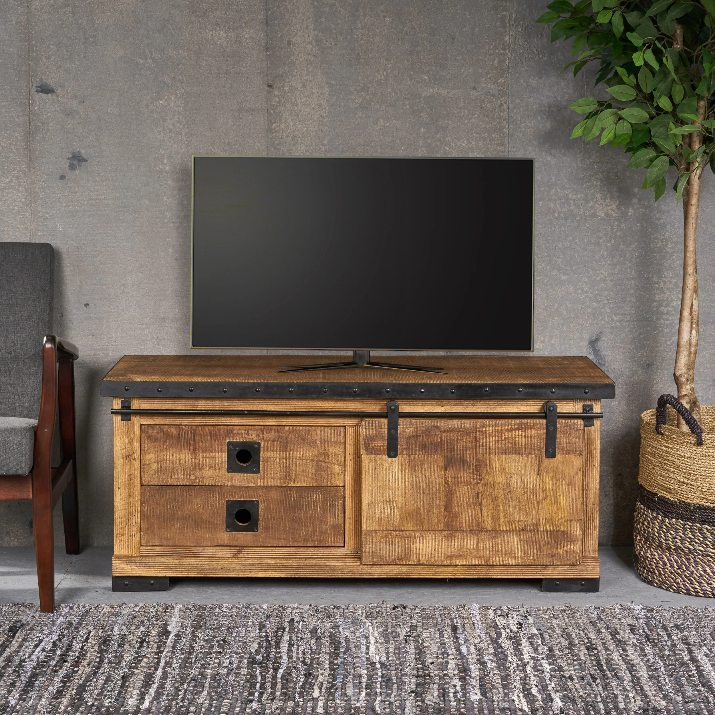 Mavis Farmhouse Wood'n'Metal Drawers & Shelves TV Stand - furnishings