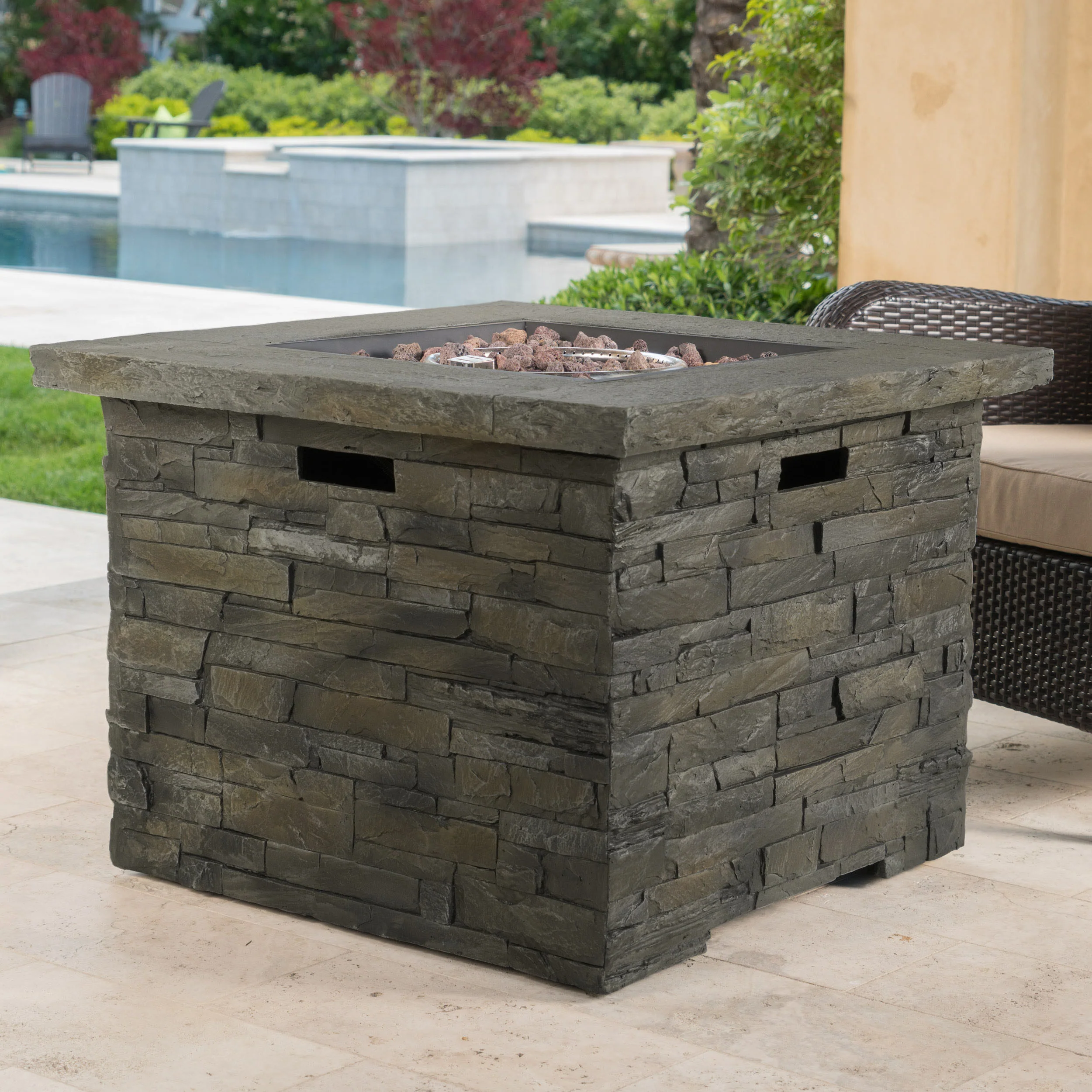 Stonecrest 40,000 BTU Propane Gas Firepit (Square) - furnishings