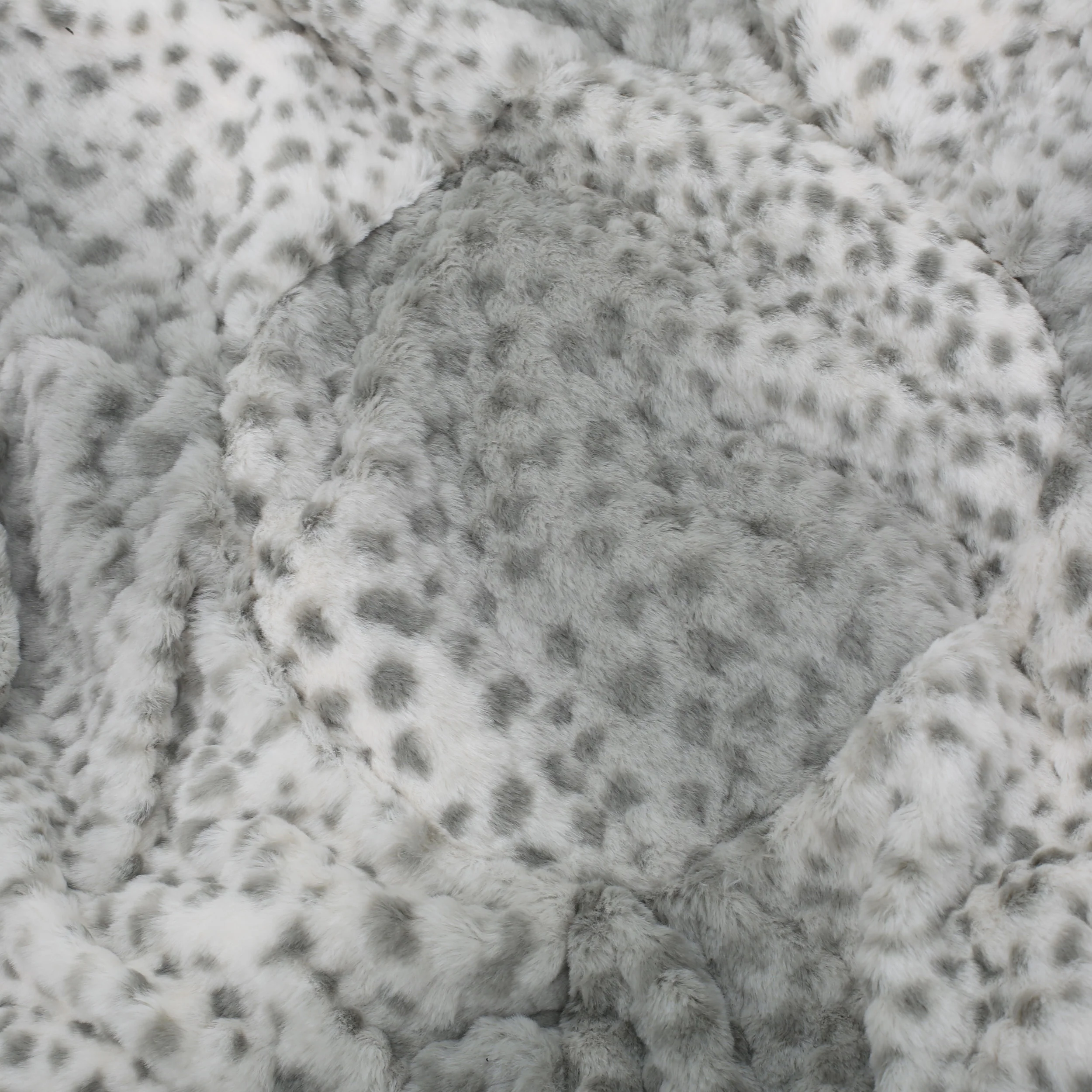 Edwardo Modern 3 Foot Faux Fur Bean Bag (Cover Only) - furnishings