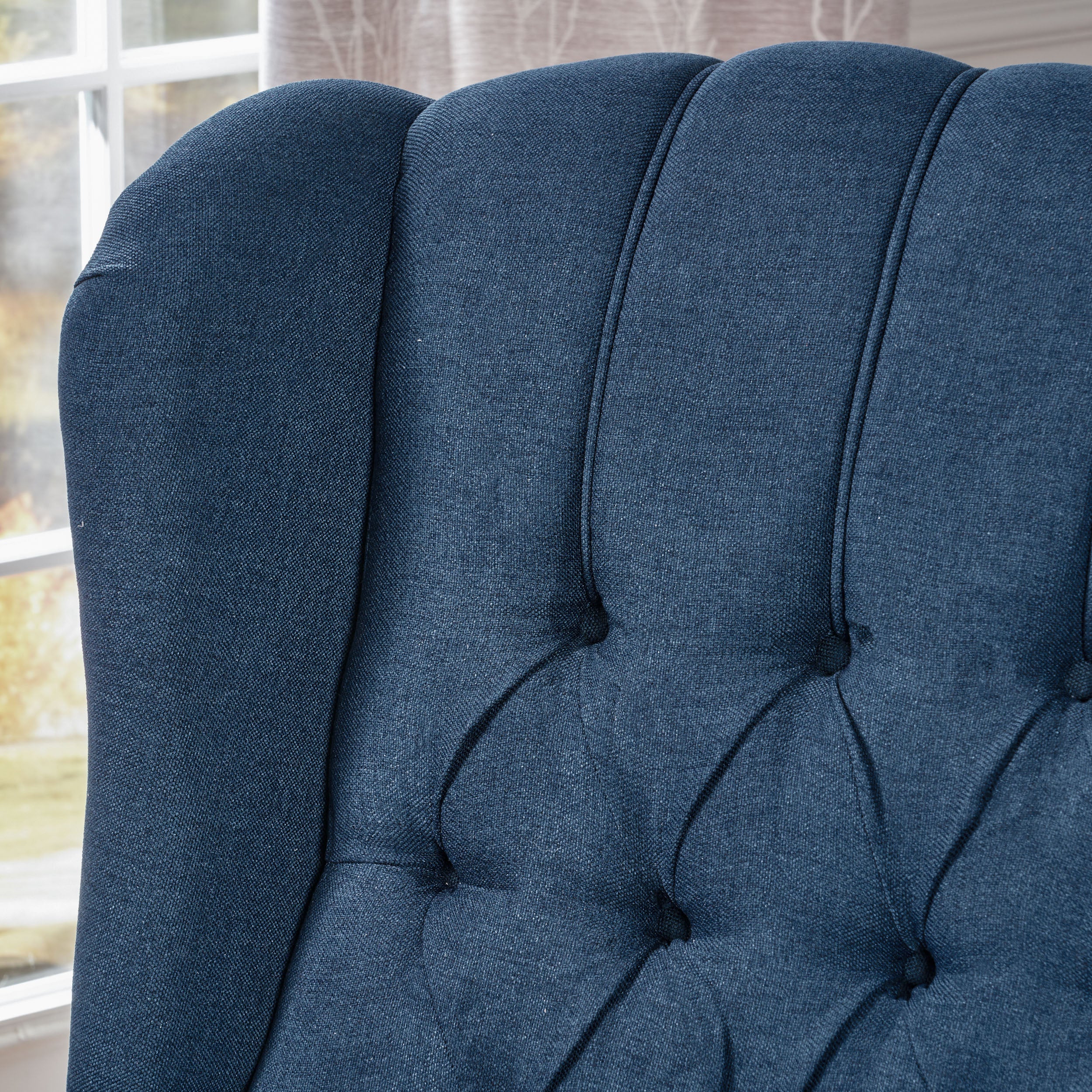 Elizabeth Tufted Back Recliner - furnishings