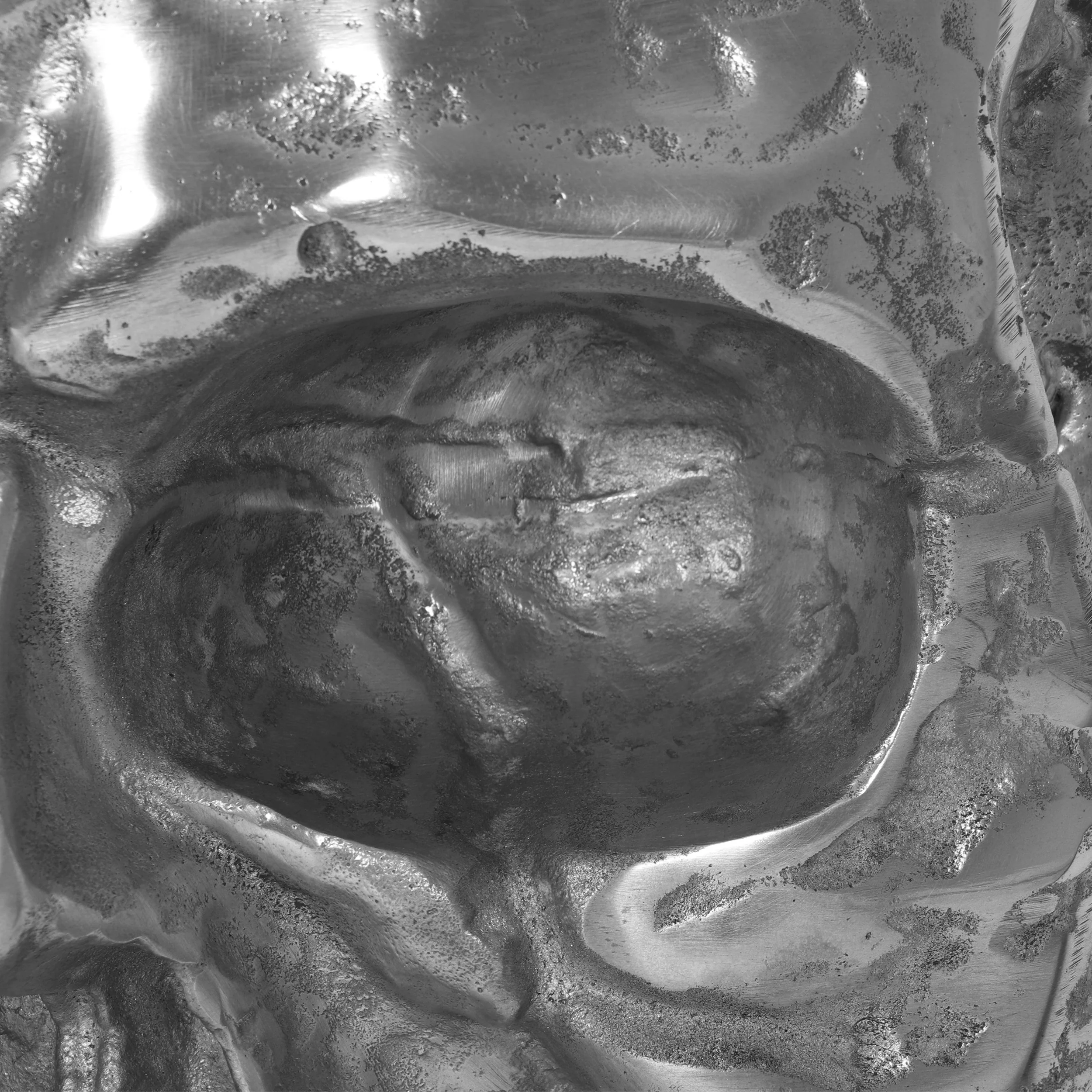 Headly Handmade Aluminum Skull Wall Decor, Antique Silver - furnishings