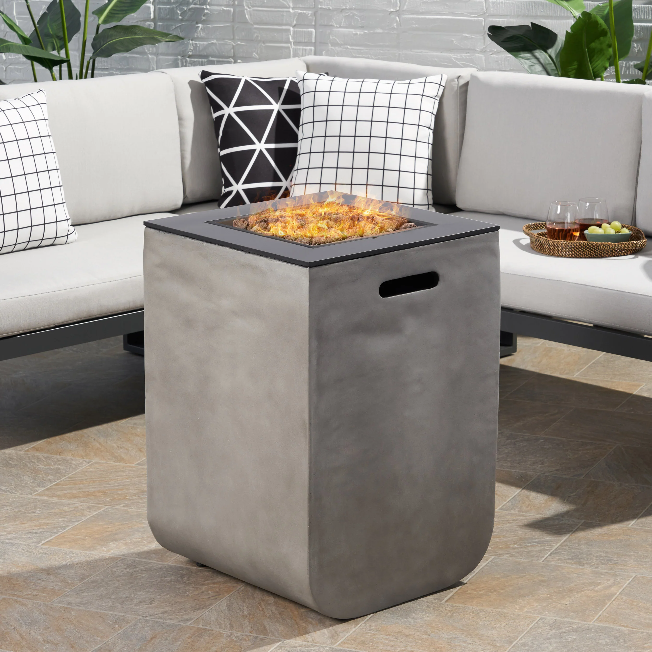 Laini Outdoor Modern 19.5-Inch Fire Column - furnishings