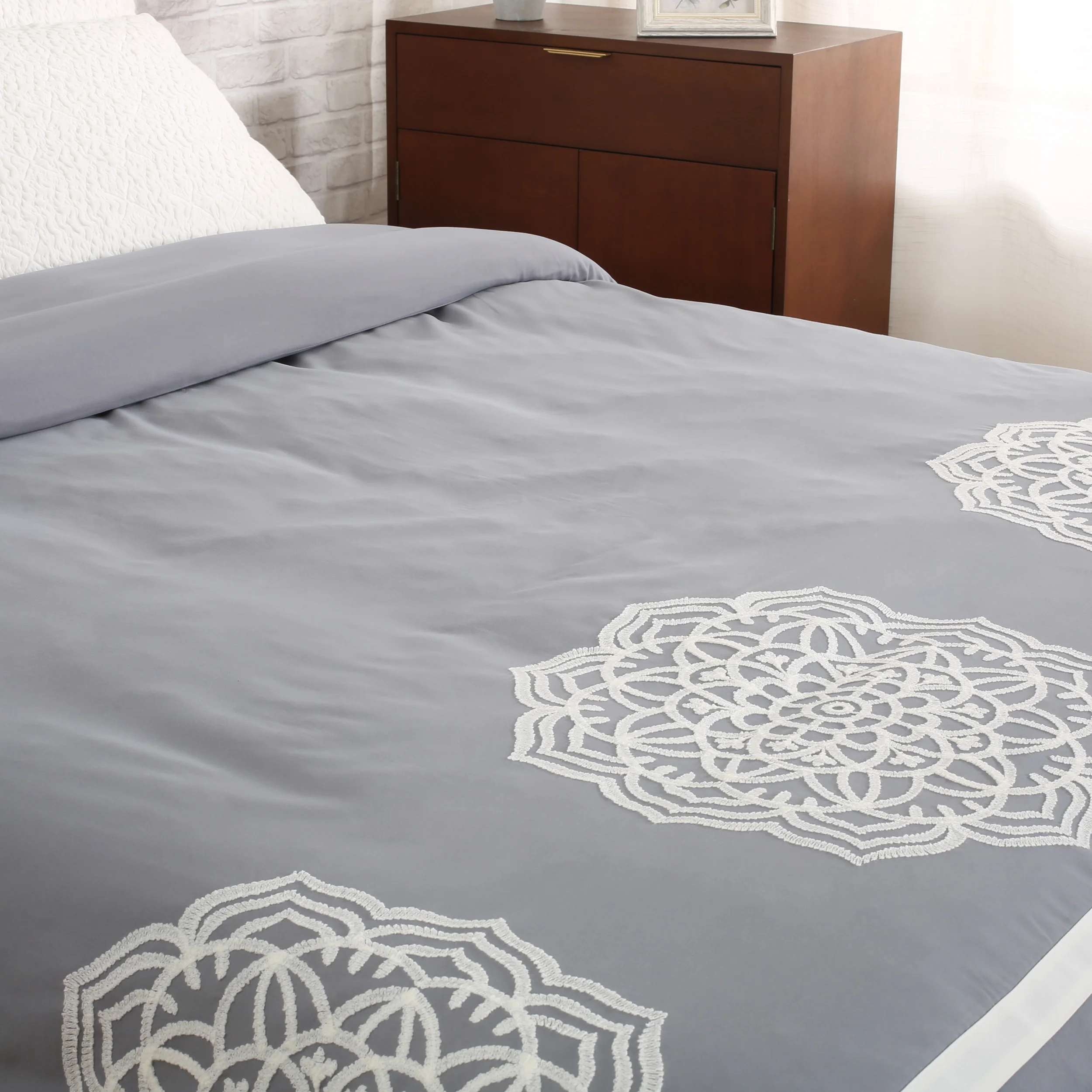 Liliana Queen Size Fabric Duvet Cover - furnishings