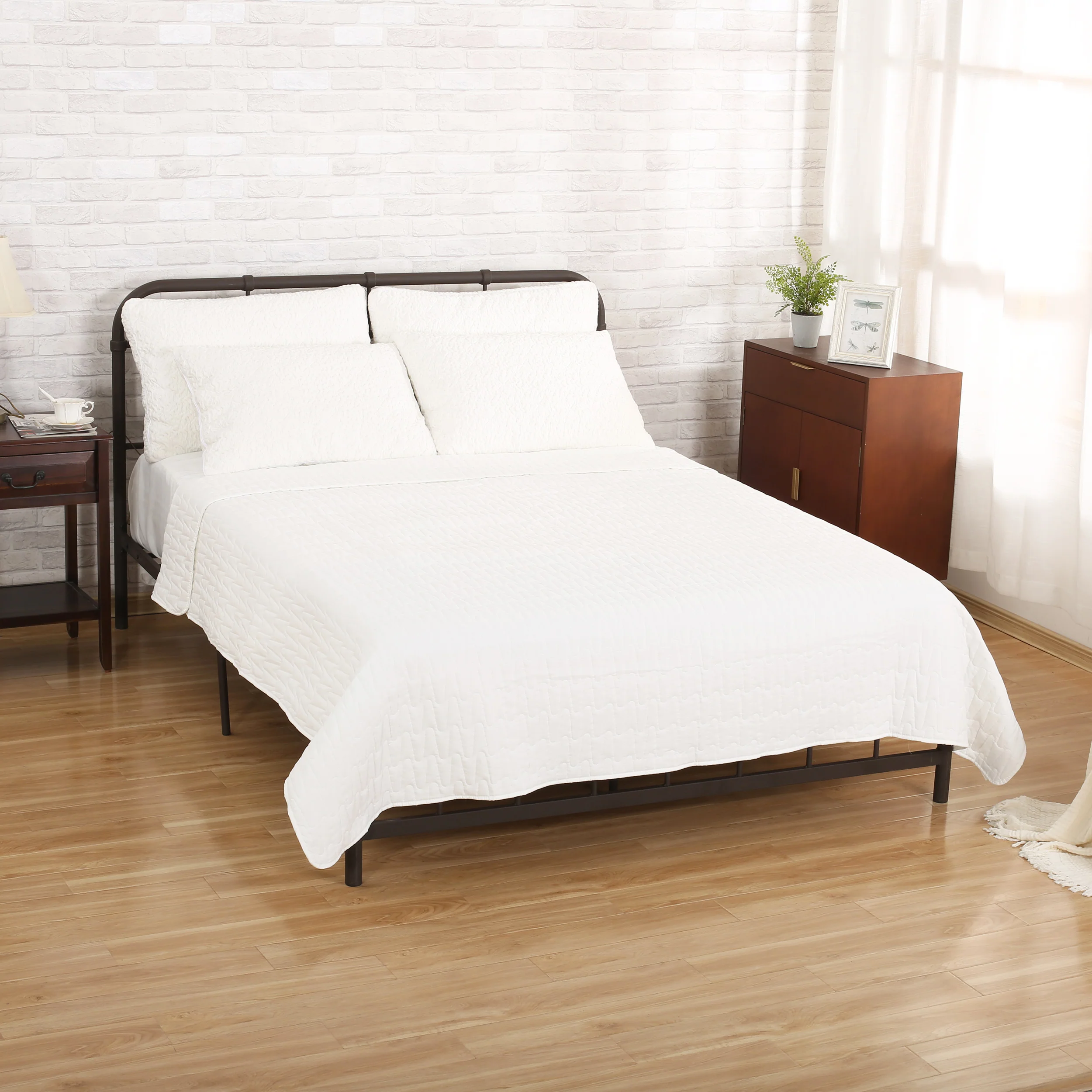 Marie Double Bed Fabric Quilt - furnishings
