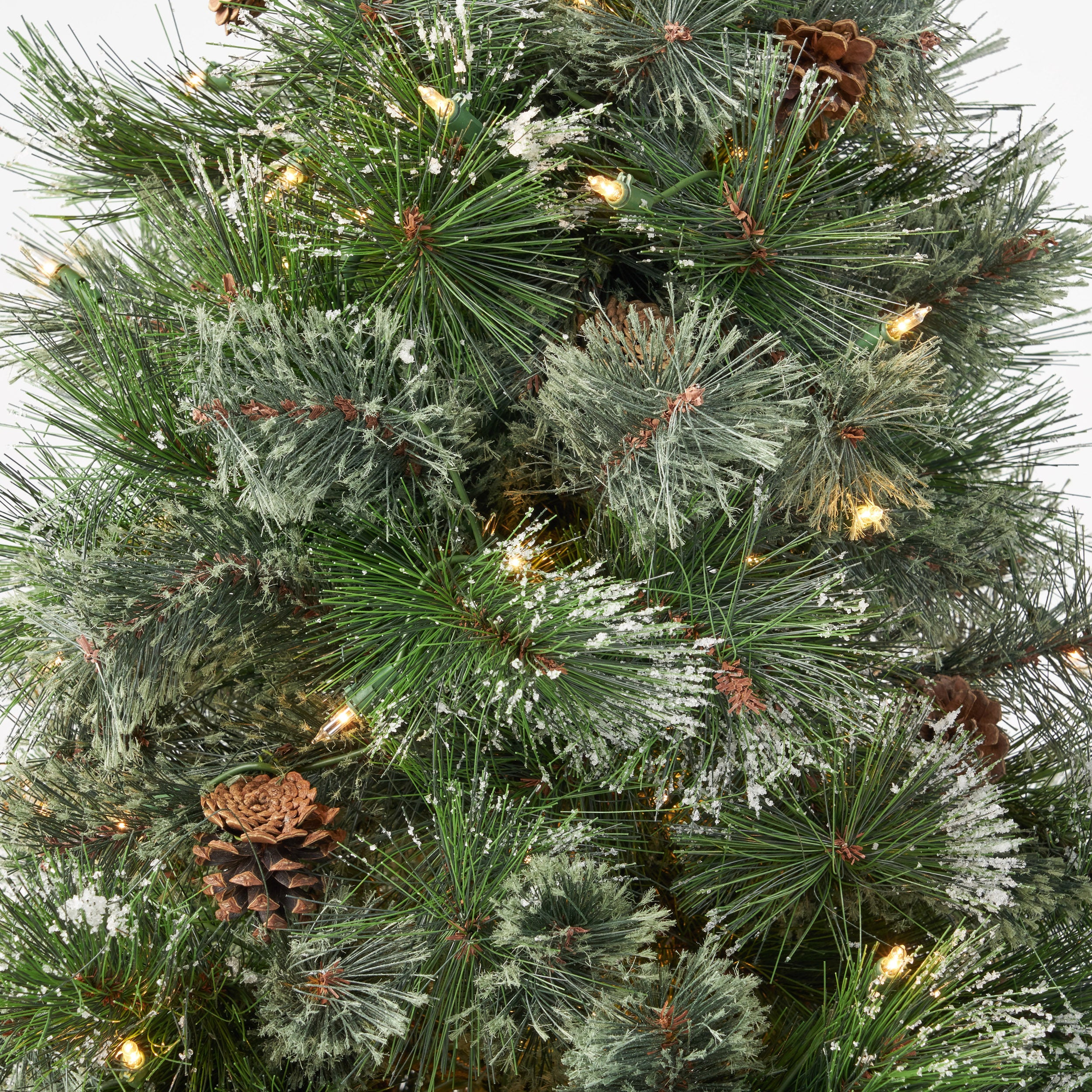 4.5-foot Cashmere Pine and Mixed Needles Hinged Artificial Christmas Tree with Snowy Branches and Pinecones - furnishings