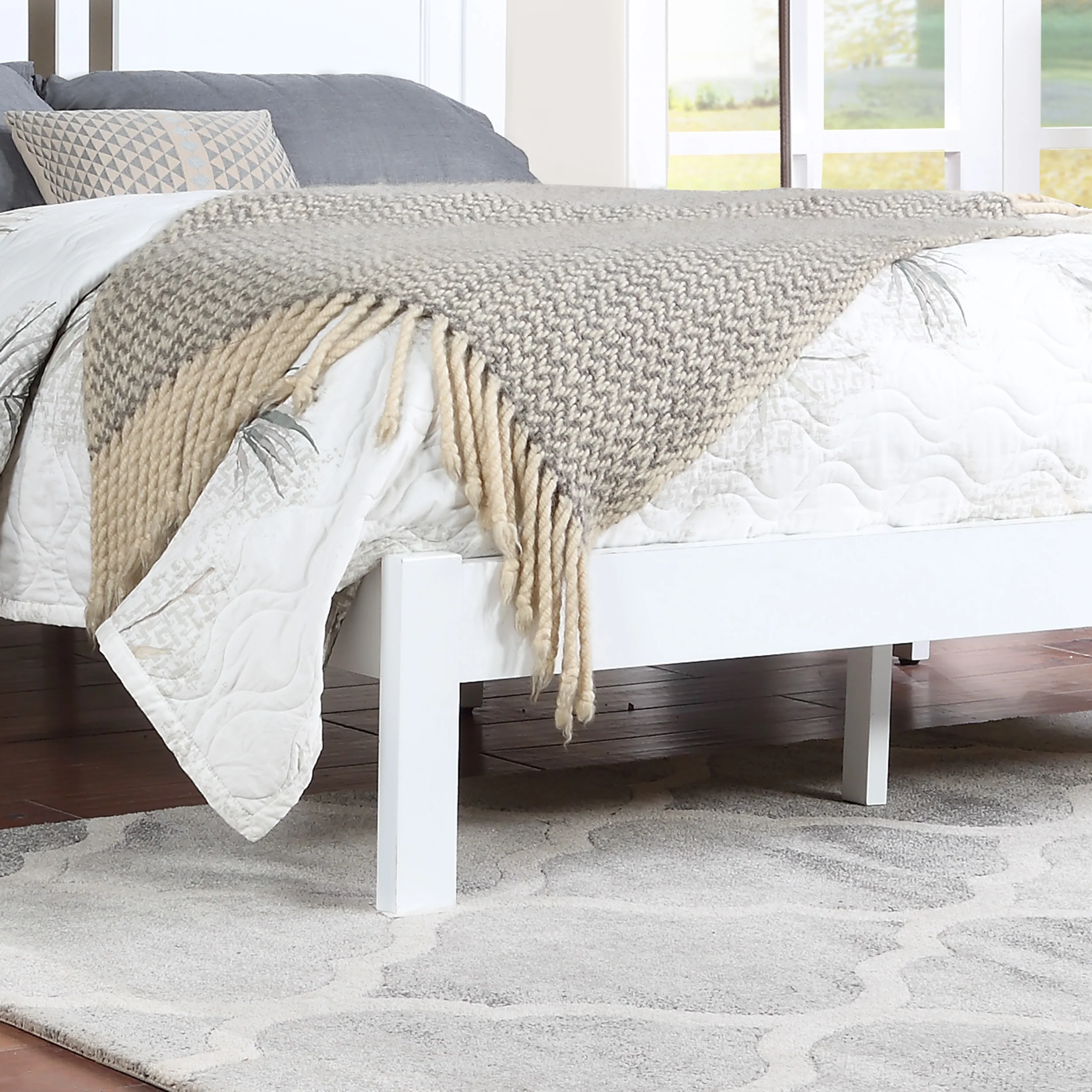 Kashtyn Modern Farmhouse Acacia Wood Queen Bed Platform - furnishings