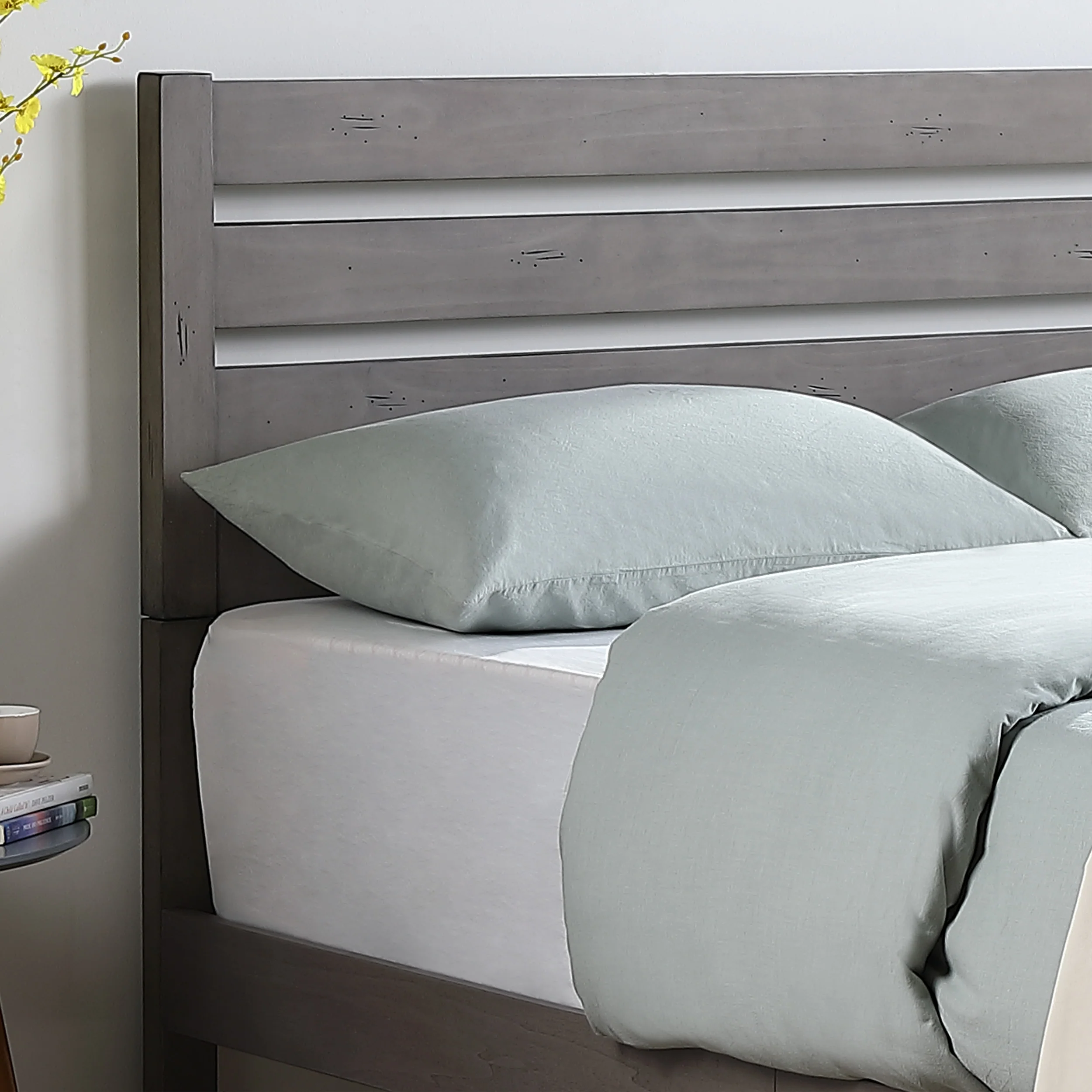 Kenley Queen Size Bed with Headboard - furnishings