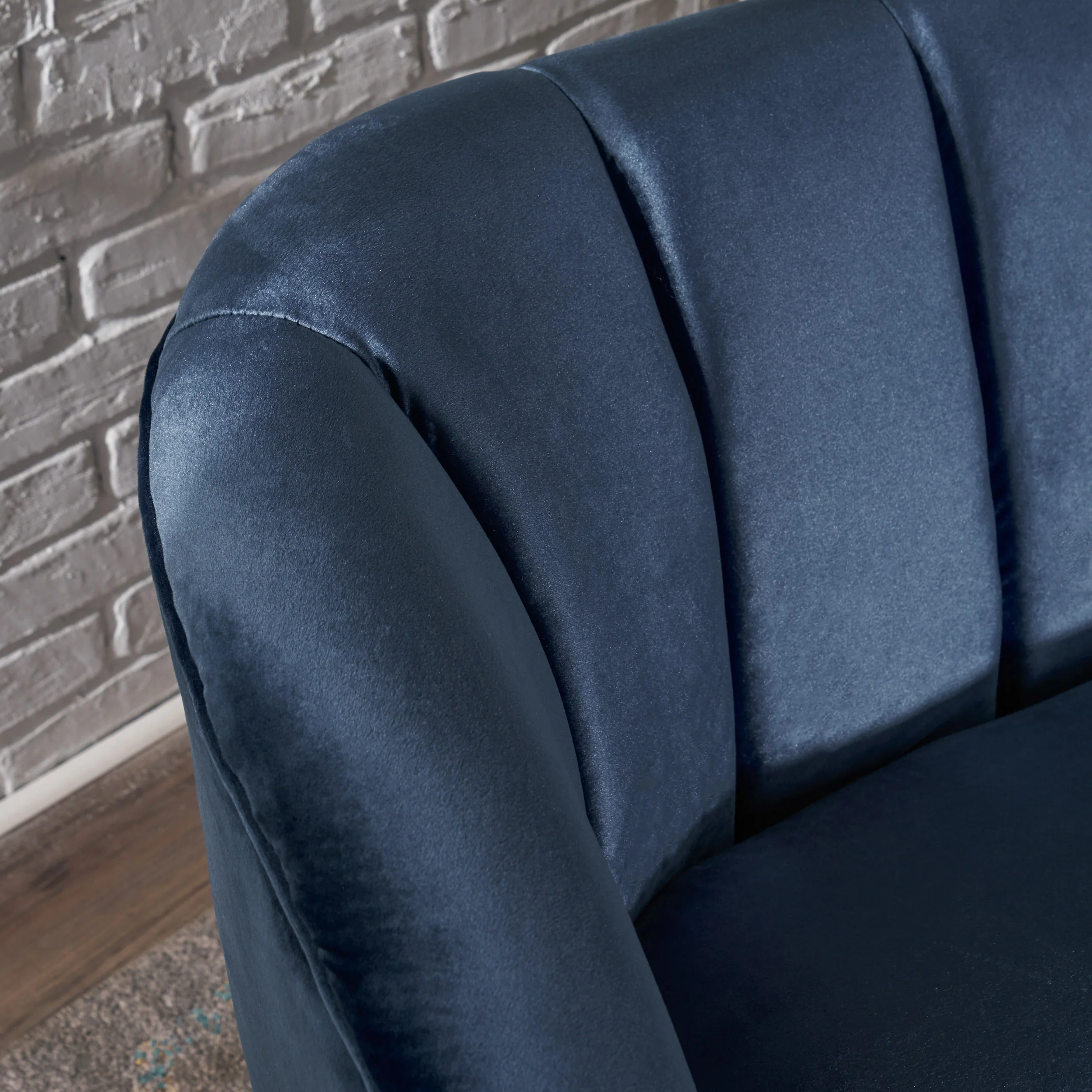 Scarlett Modern New Velvet Settee - furnishings
