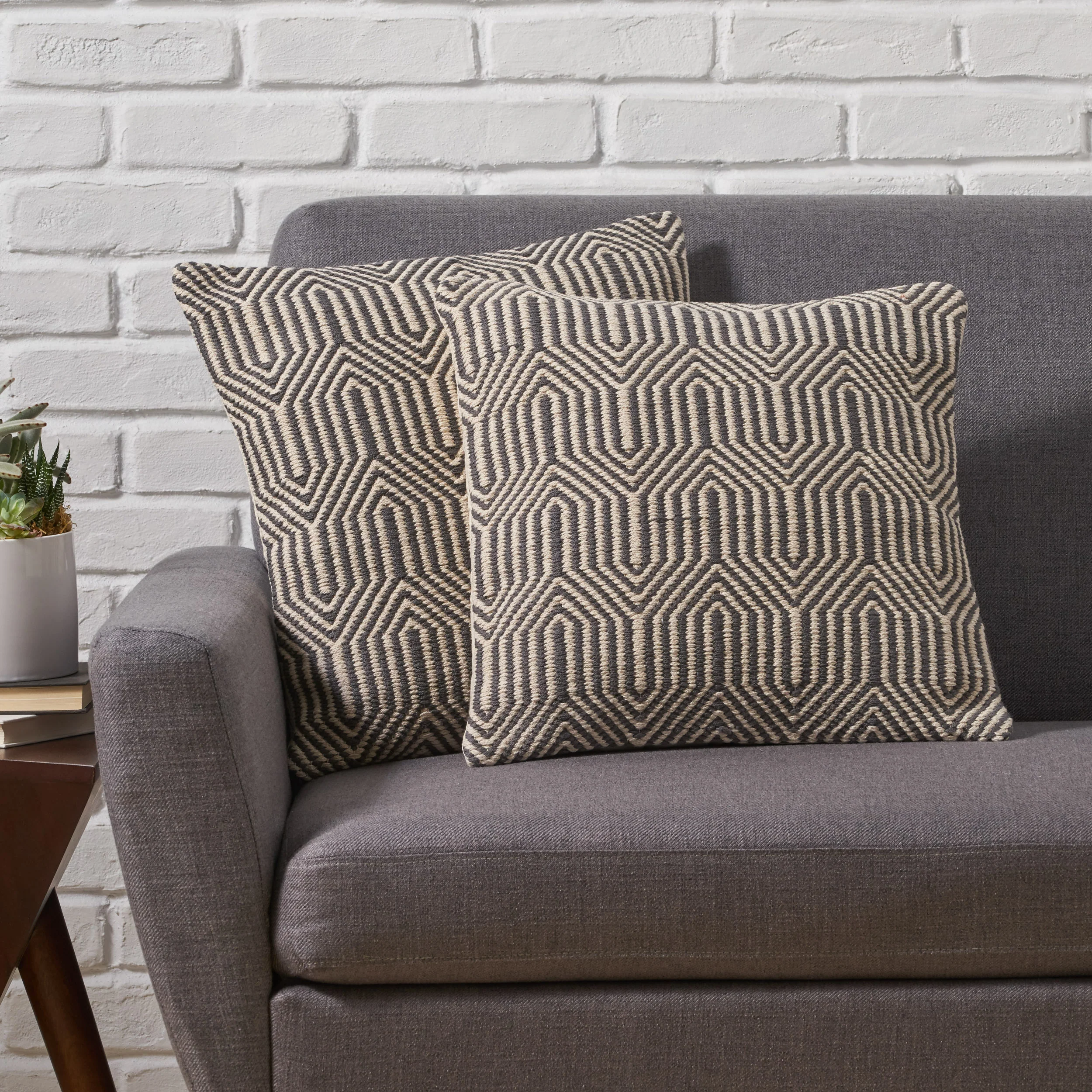 Yichen Boho Cotton Throw Pillow (Set of 2) - furnishings