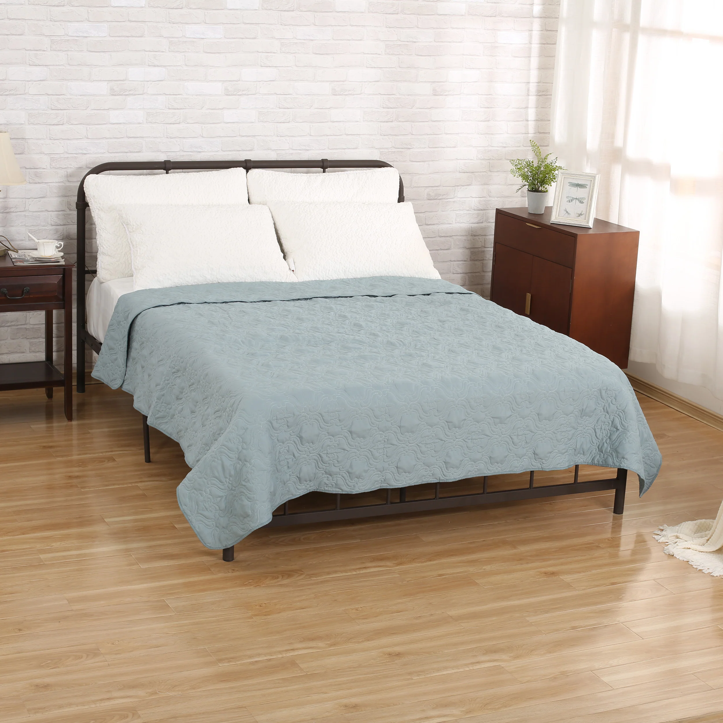 Landyn Double Bed Fabric Quilt - furnishings