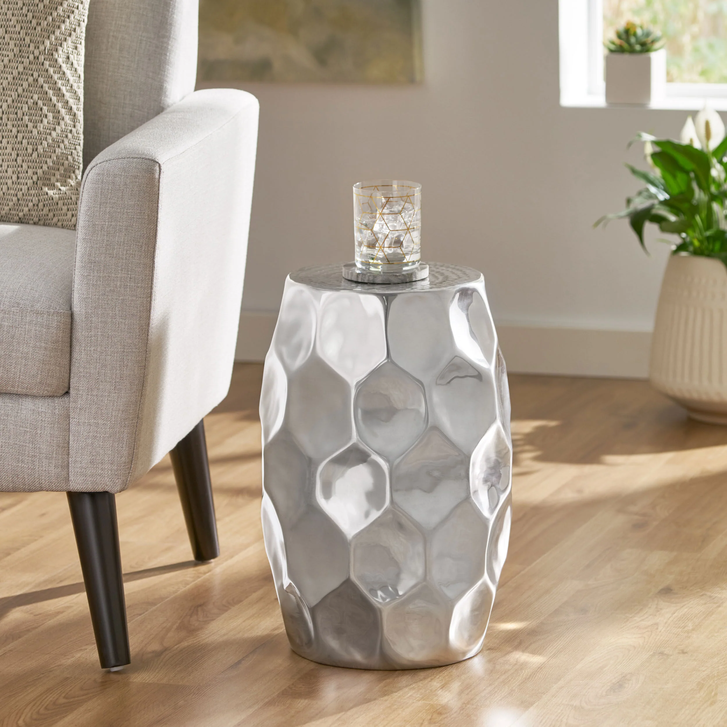 Duffy Modern Glam Handcrafted Aluminum Honeycomb Side Table, Silver - furnishings