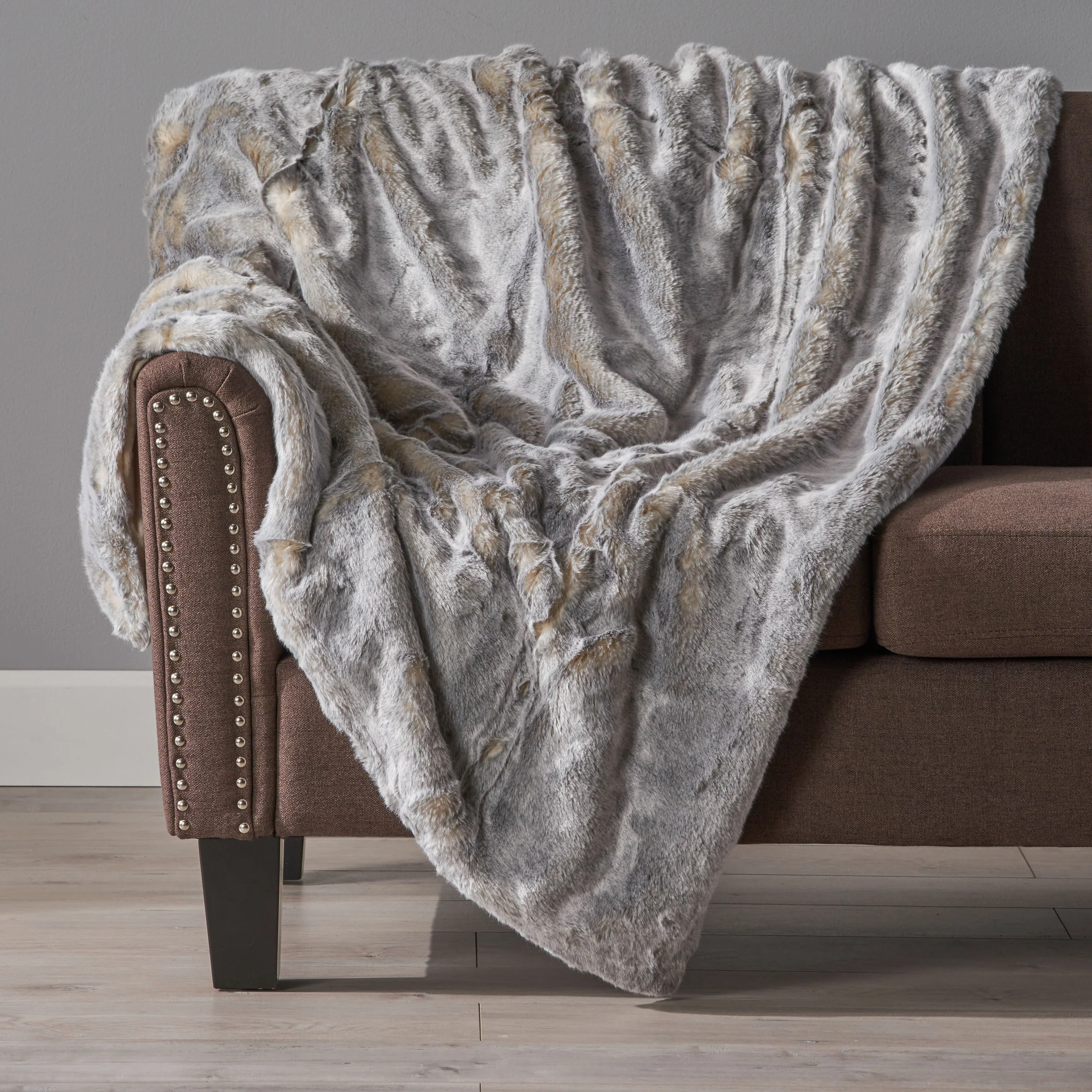 Tuscan Warm & Comfy Fabric Throw Blanket - furnishings