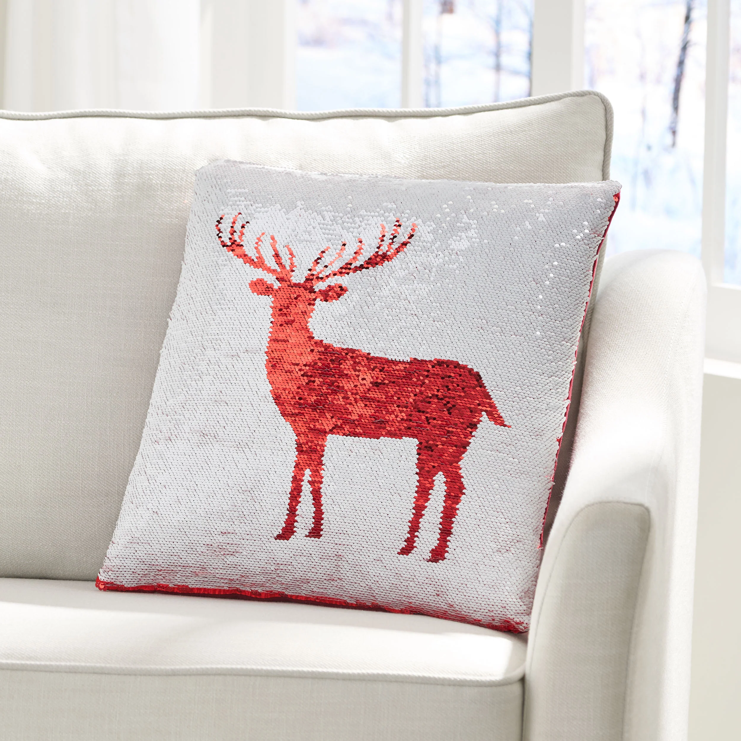 Desota Glam Sequin Christmas Throw Pillow - furnishings