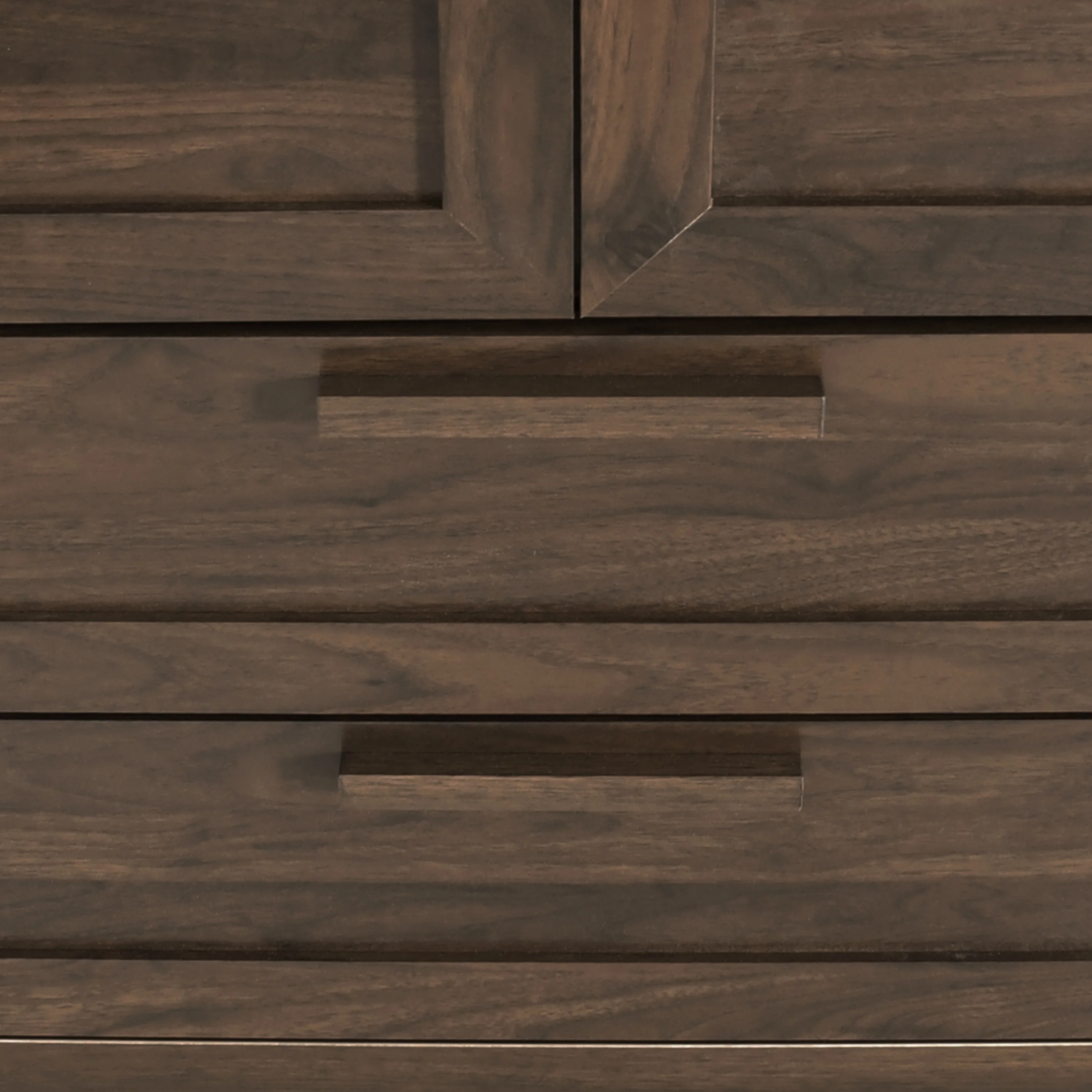 Broxon Rustic Wide 4 Drawer Dresser - furnishings