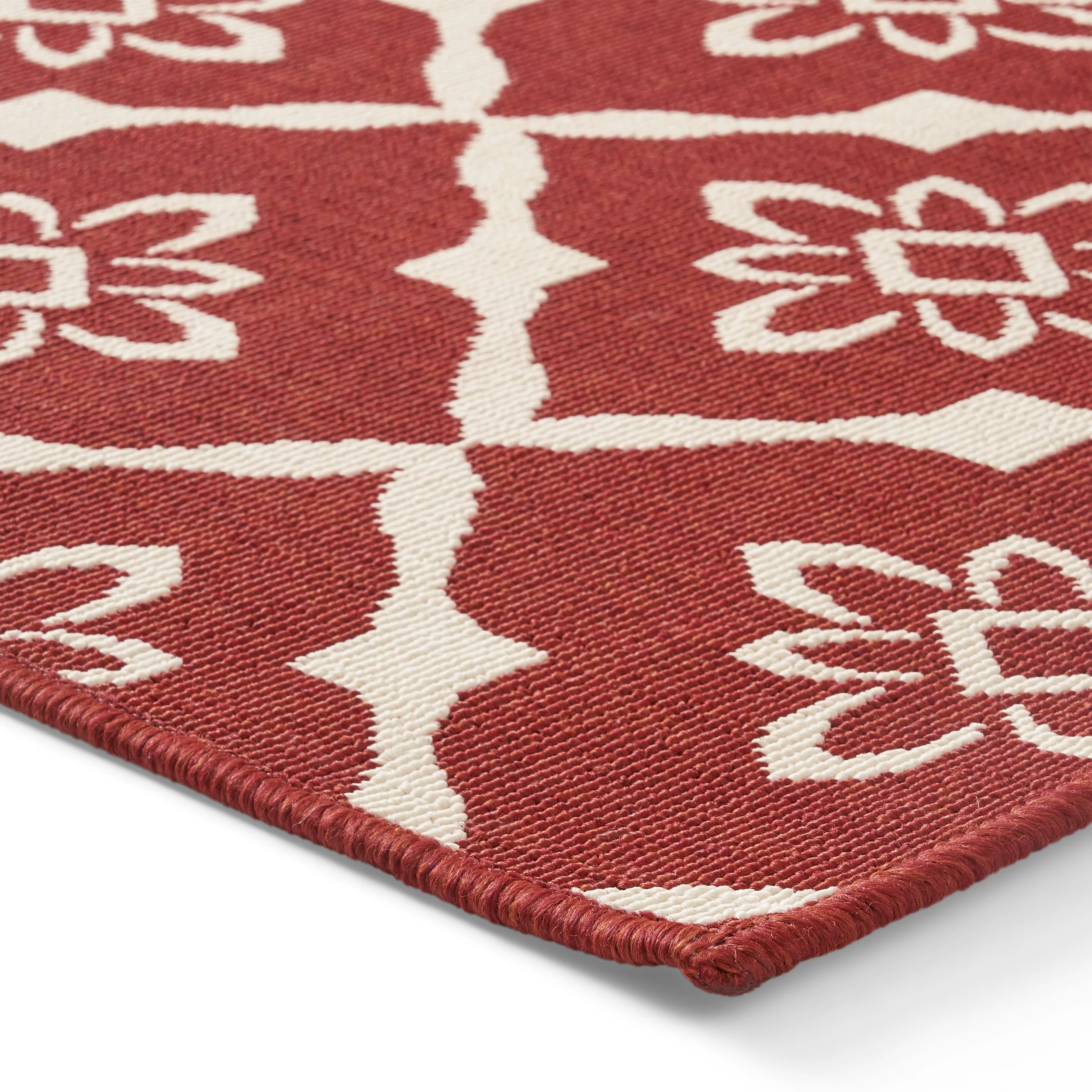 Eluzer Outdoor Trellis Area Rug, Red and Ivory - furnishings