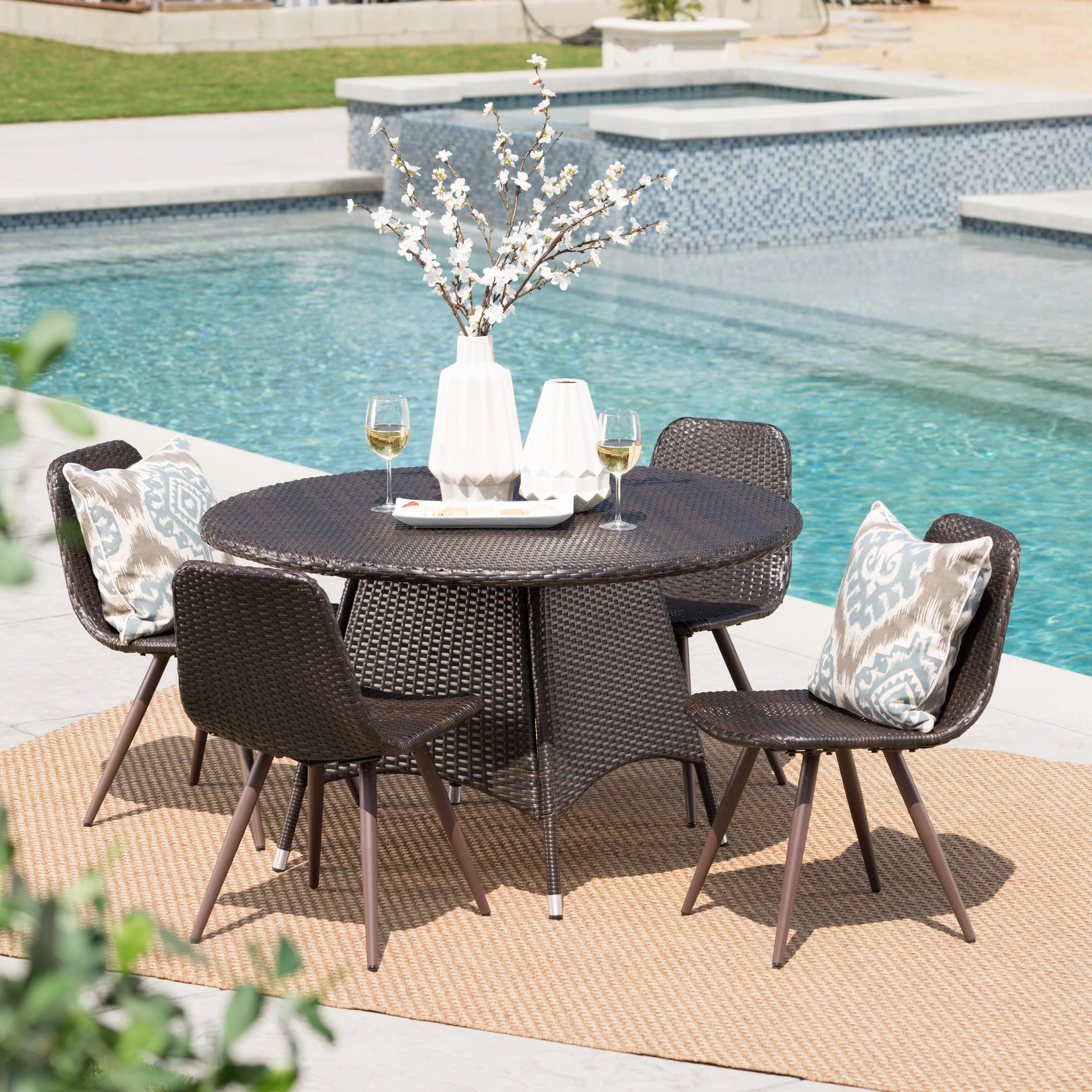 Isco Outdoor 5 Piece Multi-brown Wicker Circular Dining Set - furnishings
