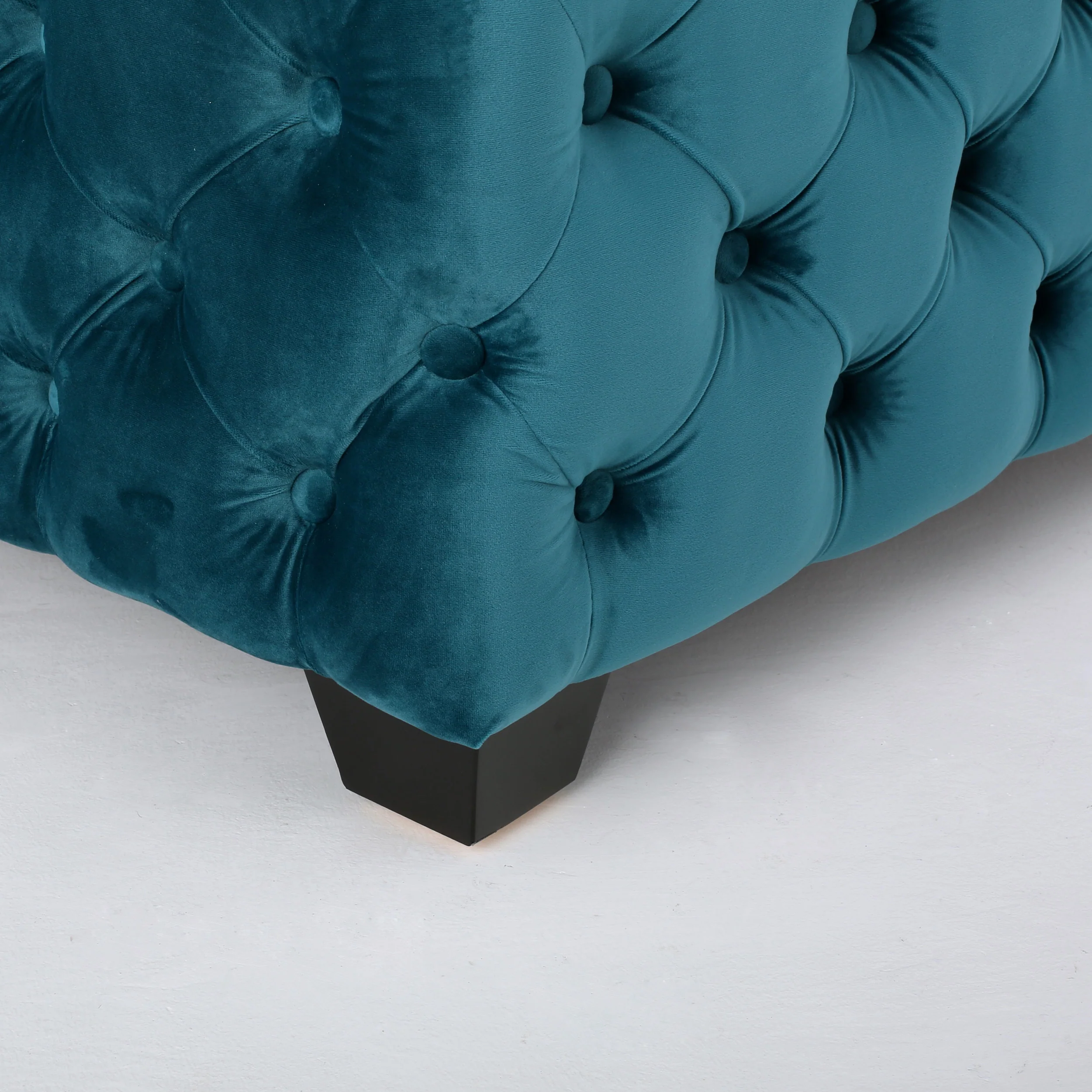 Provence Tufted New Velvet Fabric Ottoman Pouf - furnishings