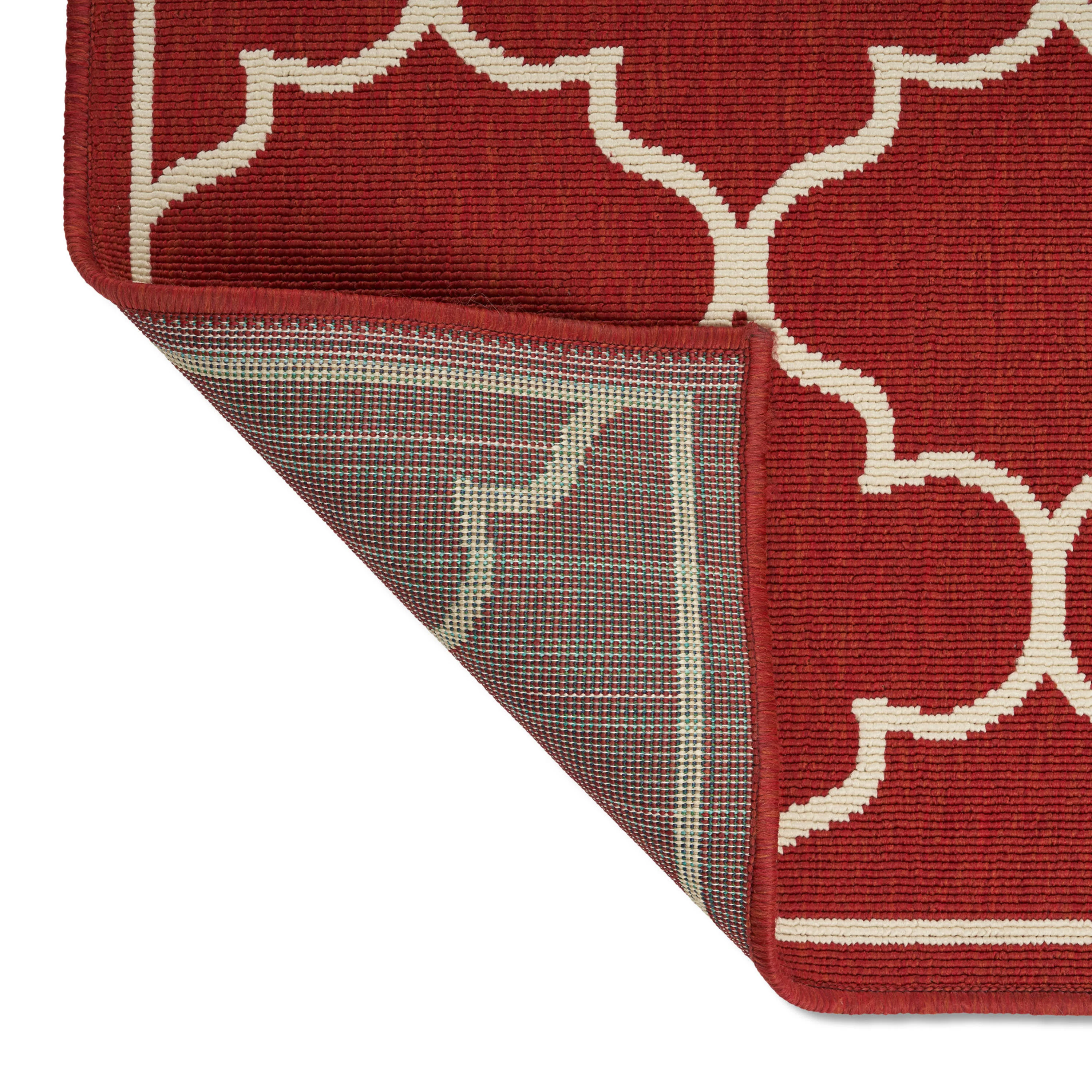 Ferncliffe Indoor/Outdoor Geometric Area Rug, Red and Ivory - furnishings