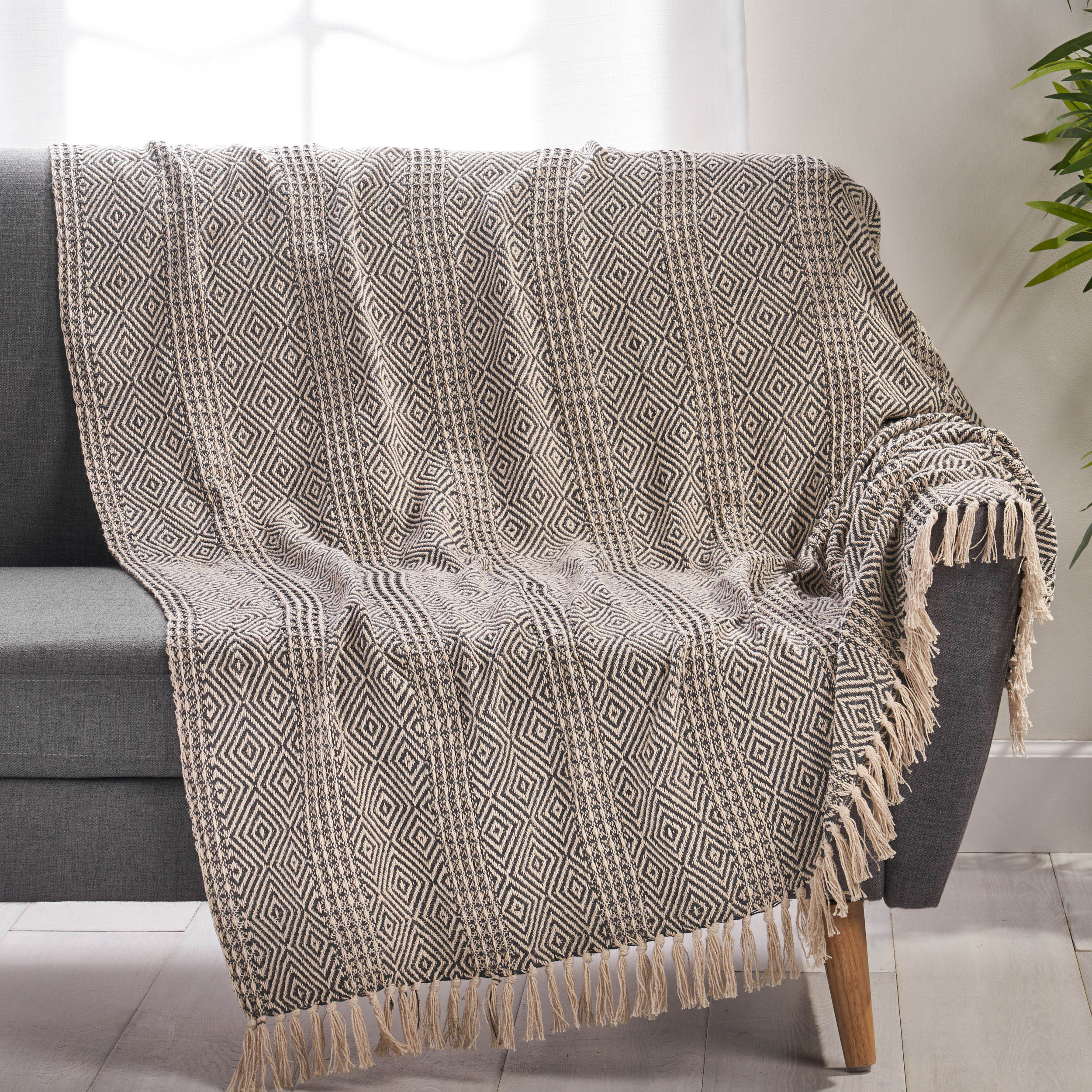 Audia Boho Fabric Throw Blanket - furnishings
