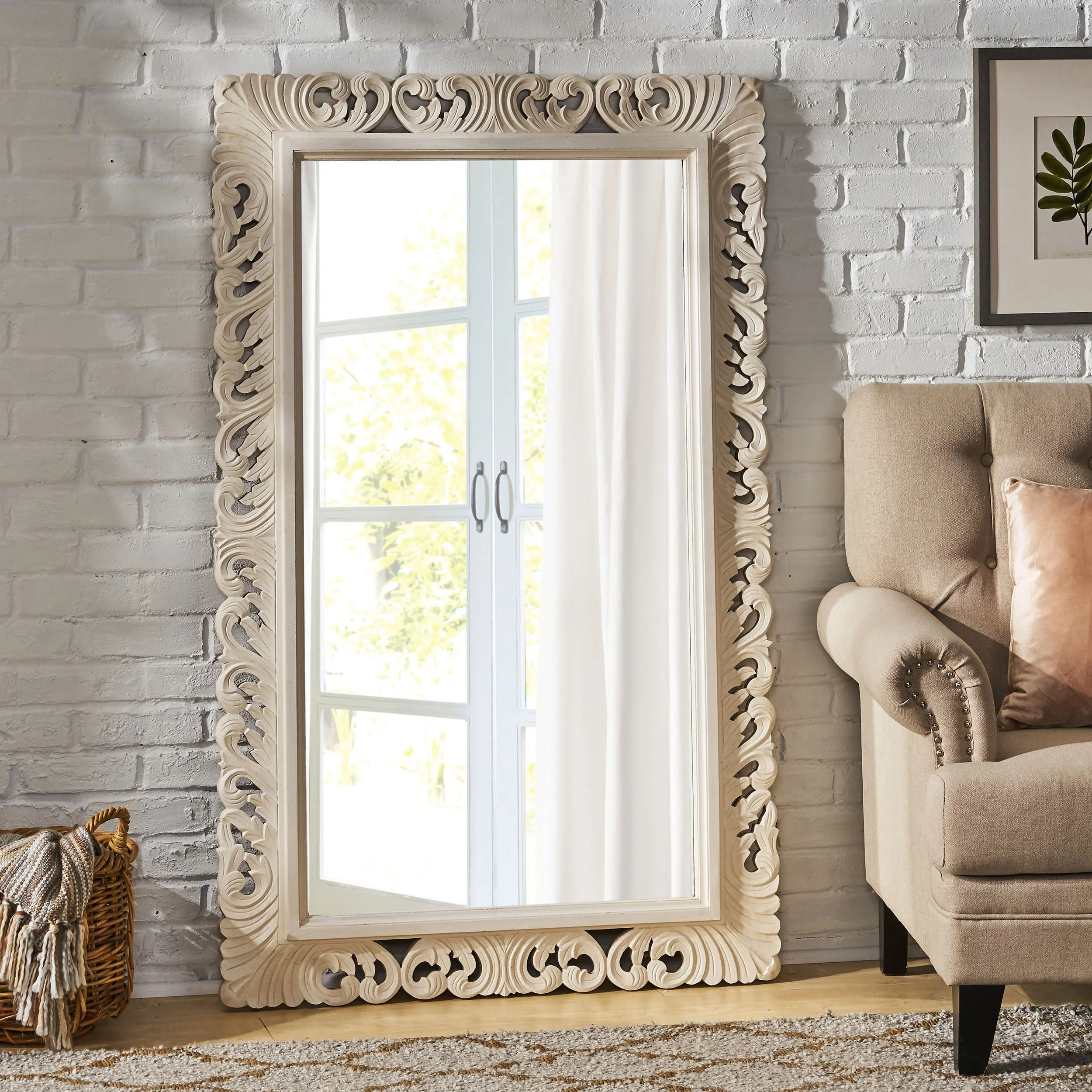 Negley Traditional Handcrafted Standing Mirror, White - furnishings