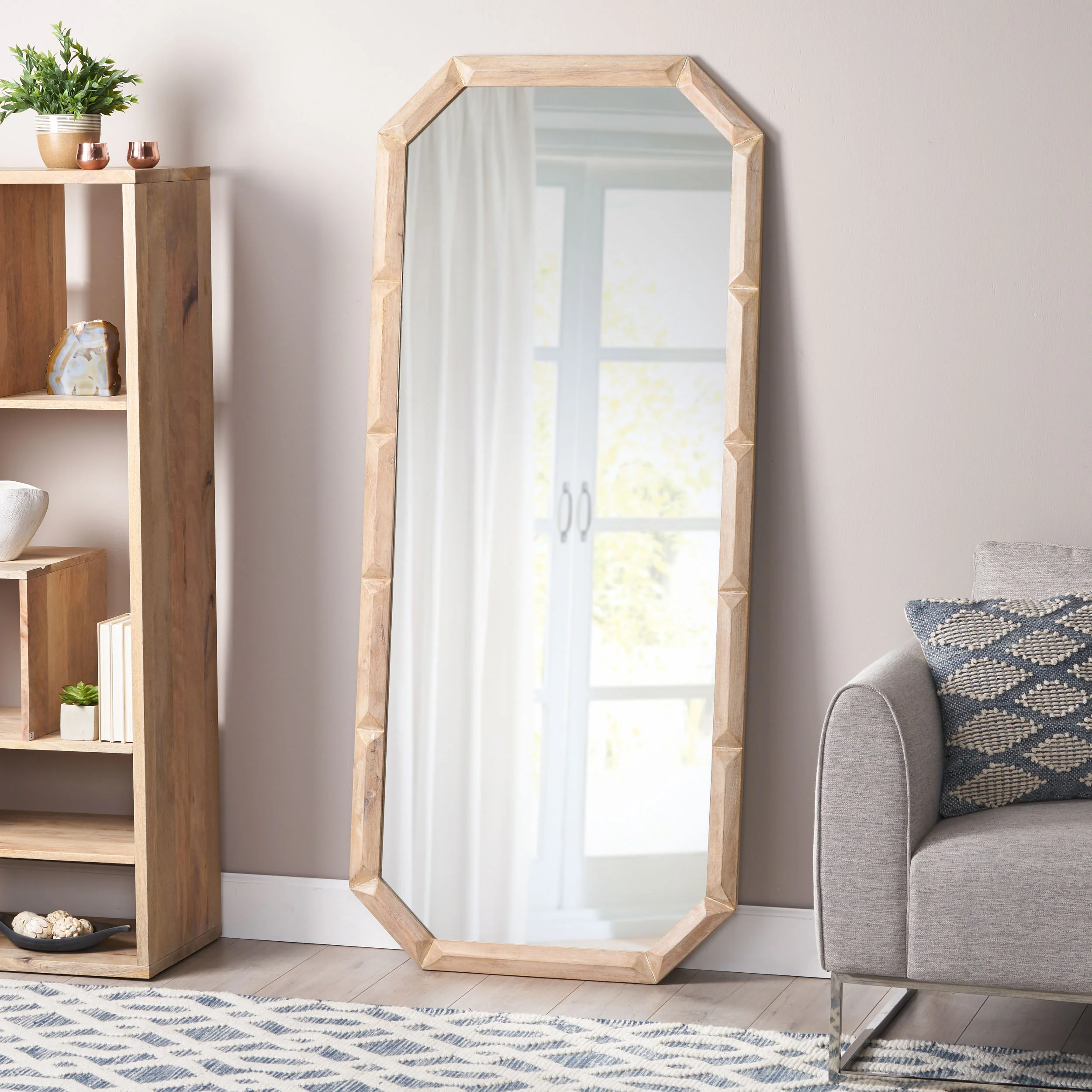 Sara Modern Standing Mirror with Carved Frame - furnishings