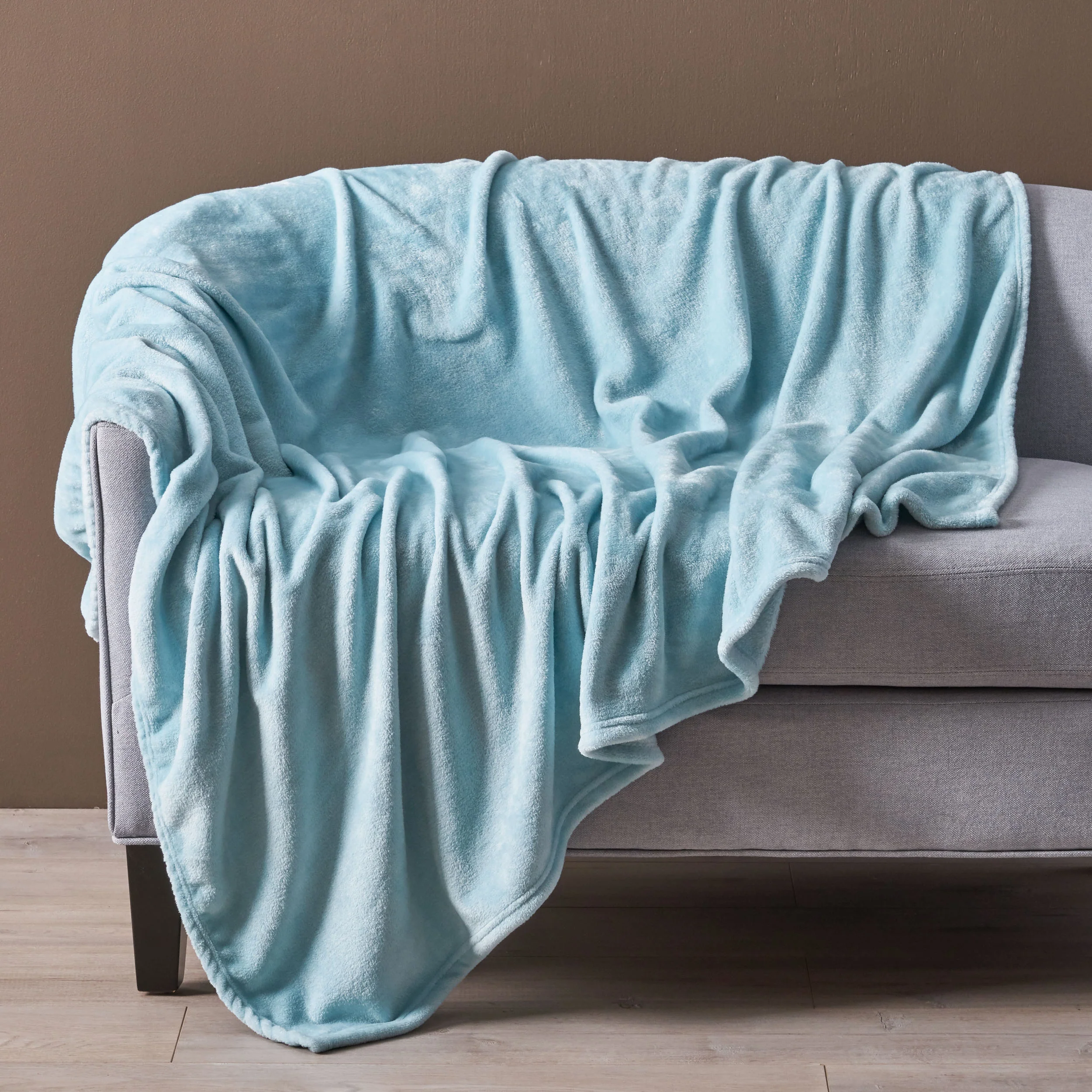 Jaelynn Flannel Throw Blanket - furnishings