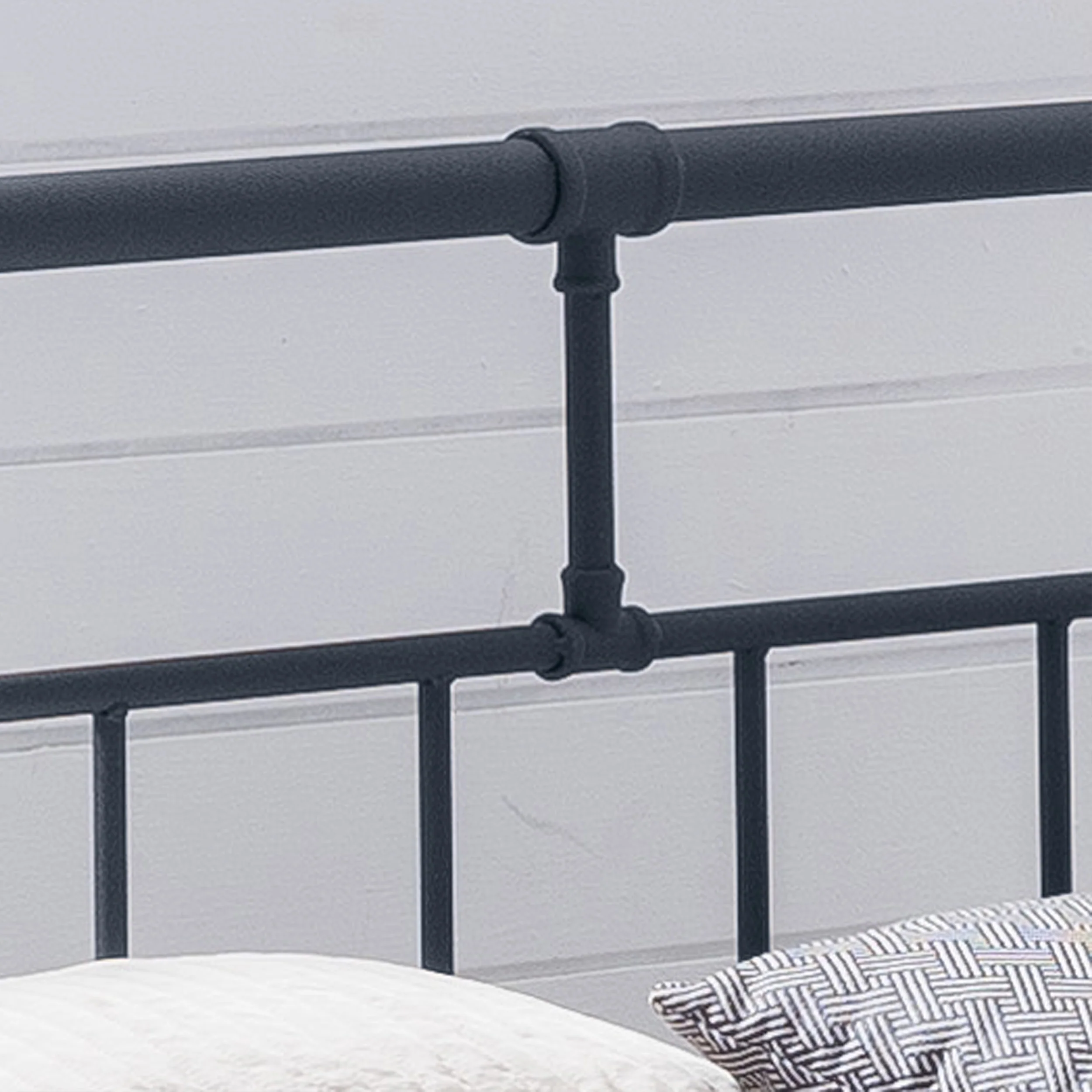 Sally Queen-Size Iron Bed Frame, Minimal, Industrial - furnishings