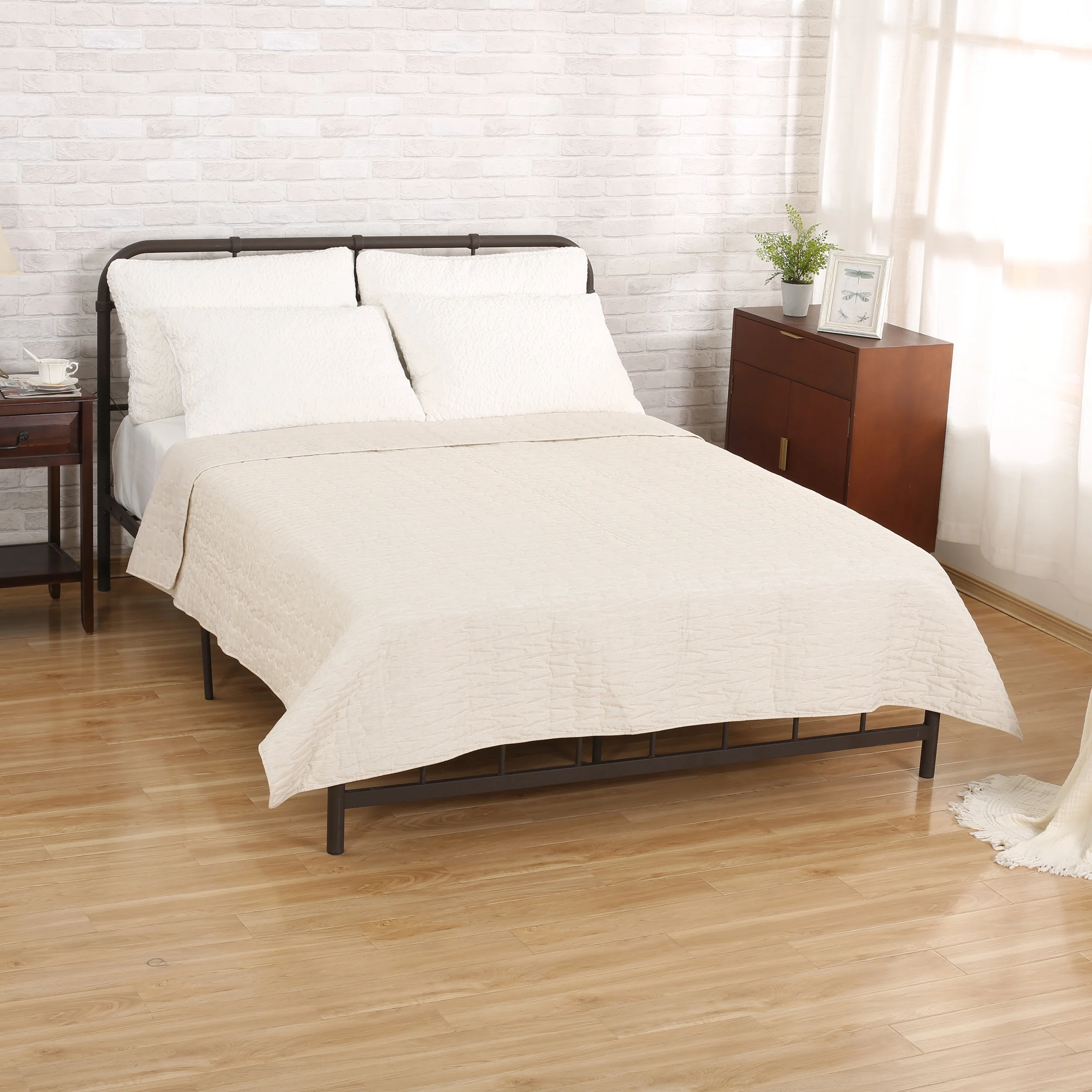 Marie Double Bed Fabric Quilt - furnishings