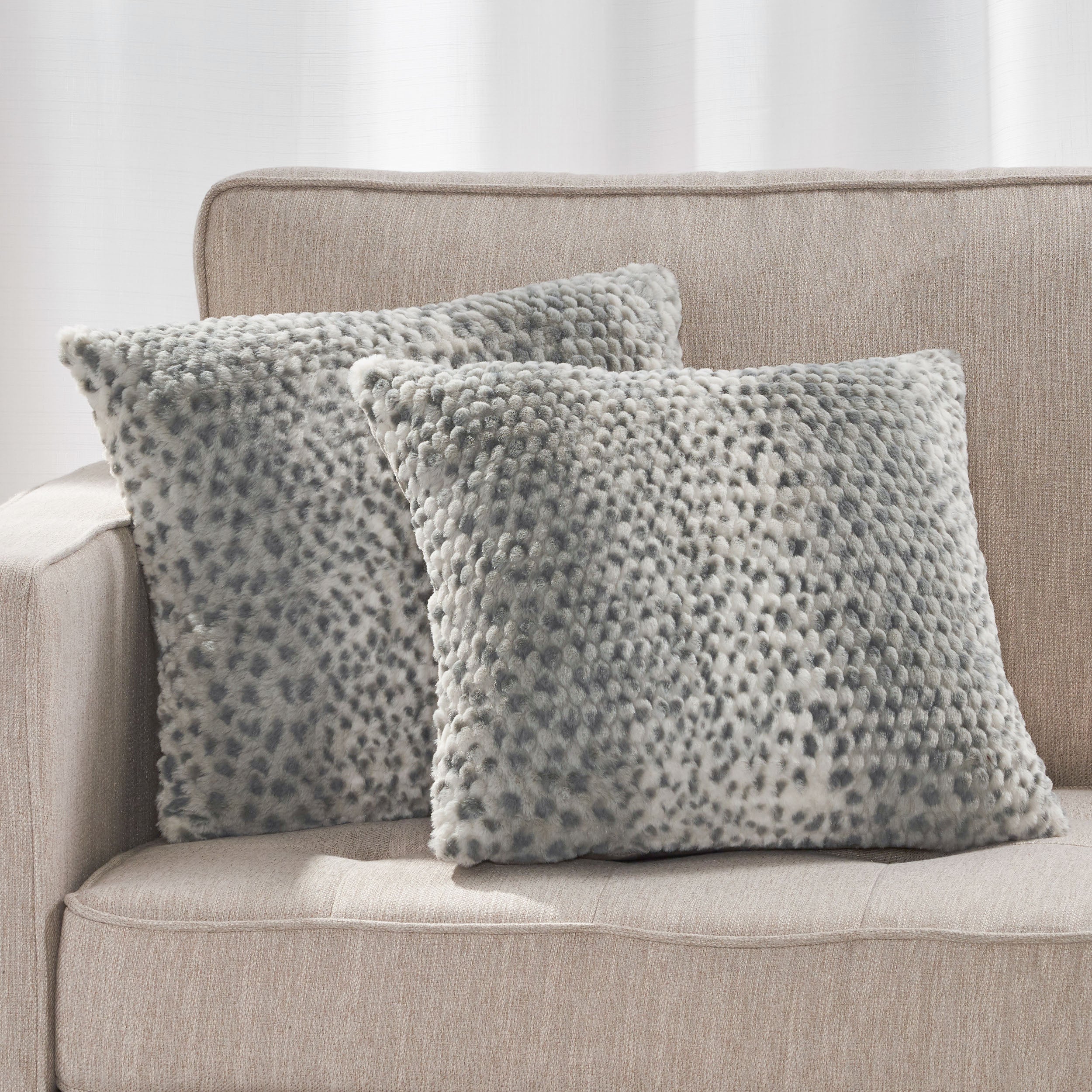 Ellison Modern Glam Faux Fur Throw Pillow - furnishings