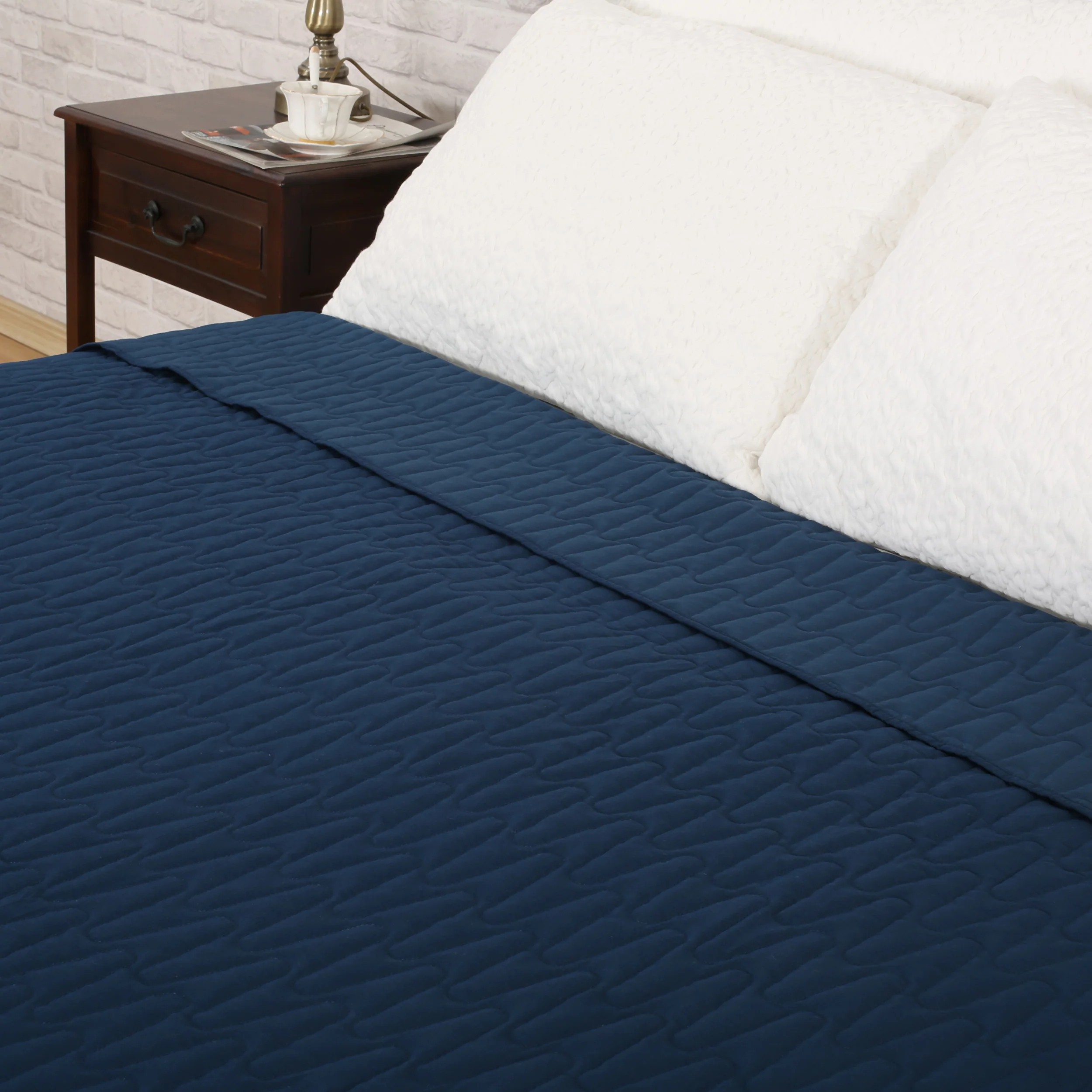 Marie Double Bed Fabric Quilt - furnishings
