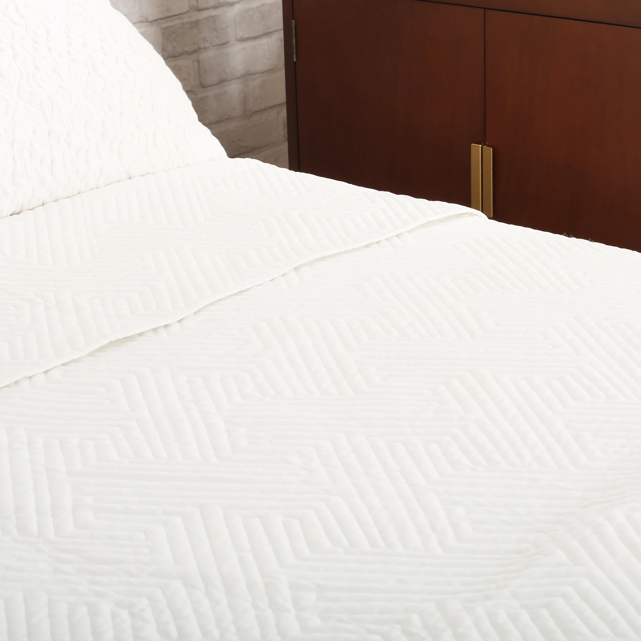Cohen Double Bed Fabric Quilt - furnishings
