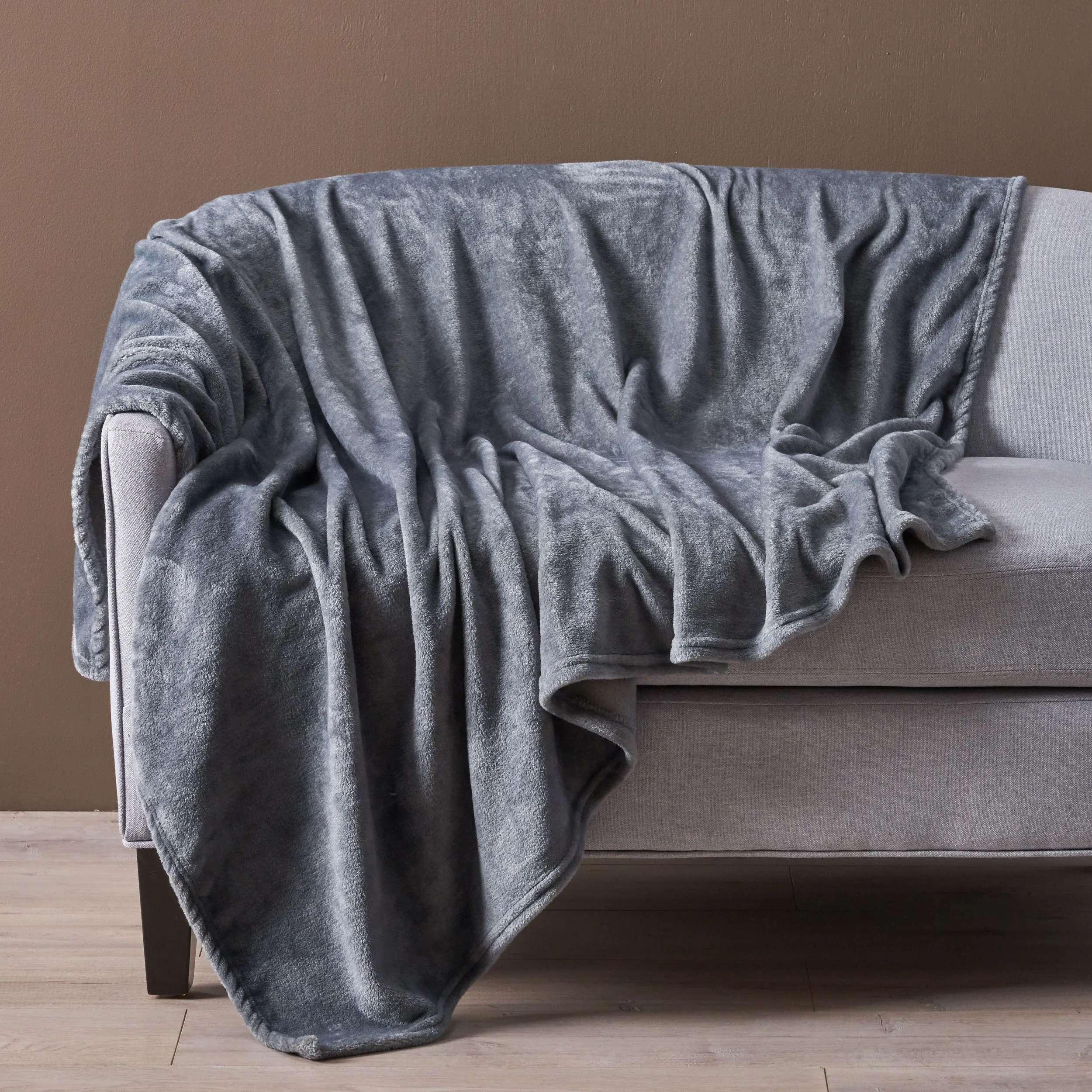 Jaelynn Flannel Throw Blanket - furnishings
