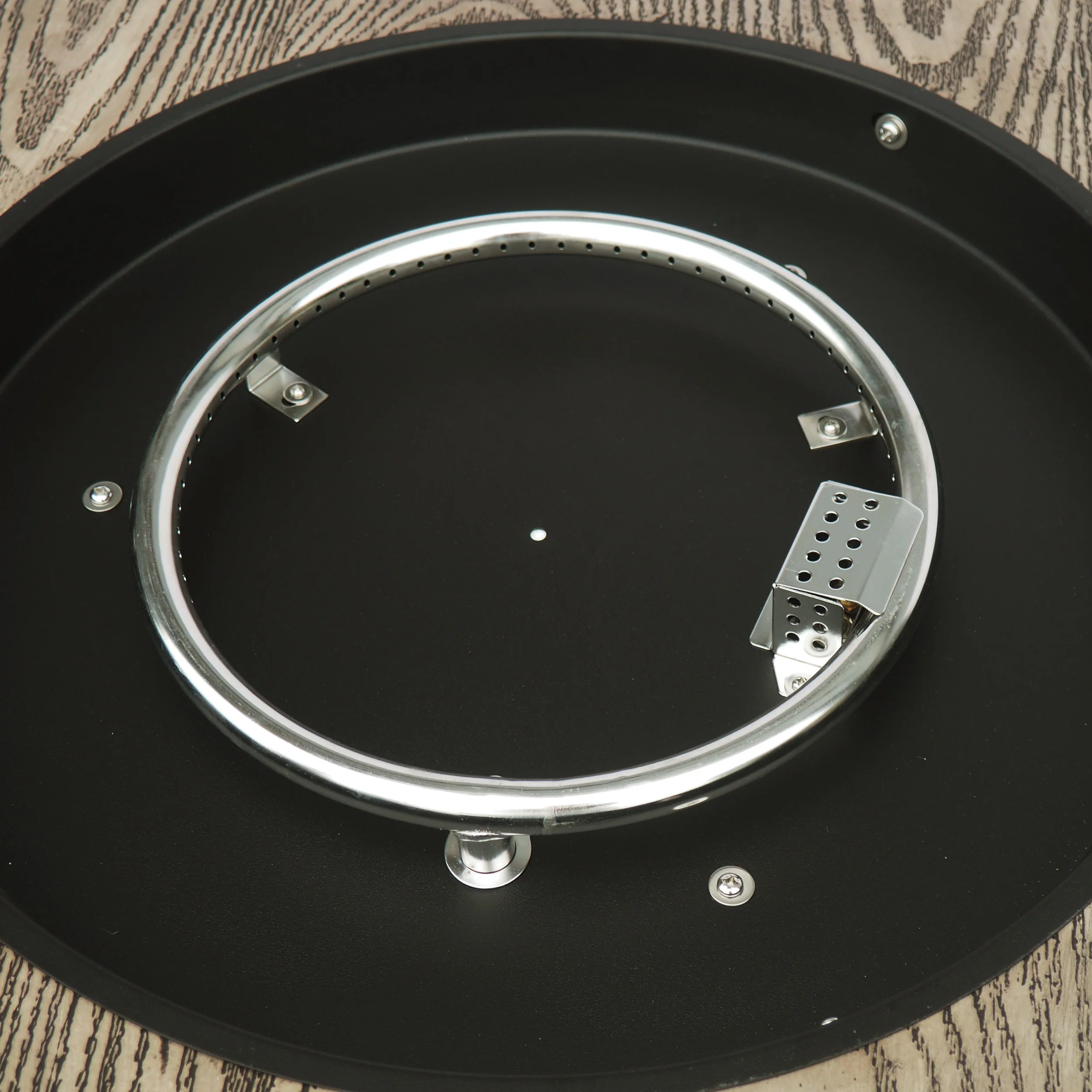 Bremen Outdoor 40,000 BTU Round Fire Pit - furnishings
