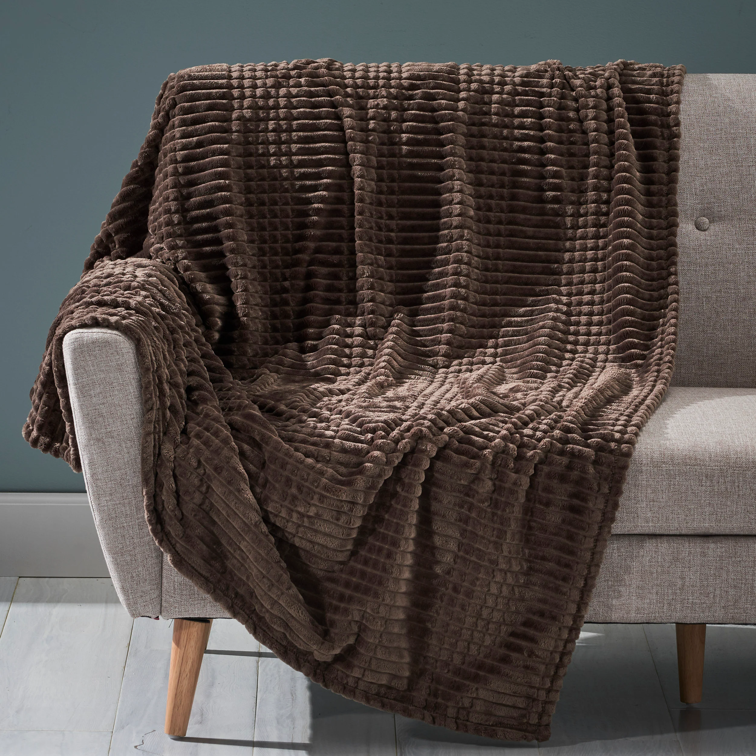 Desdemona Modern Fabric Throw Blanket - furnishings