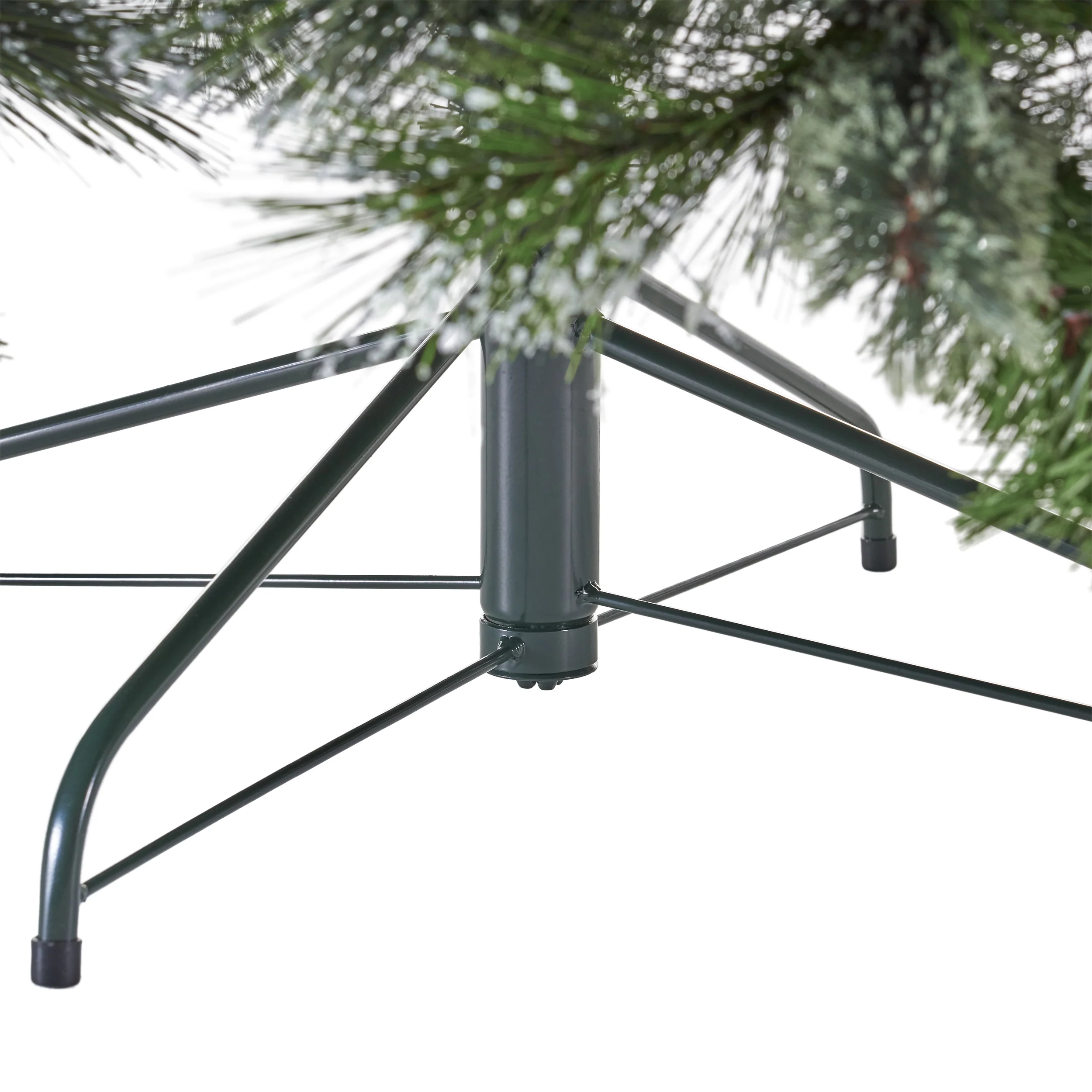4.5-foot Cashmere Pine and Mixed Needles Hinged Artificial Christmas Tree with Snowy Branches and Pinecones - furnishings