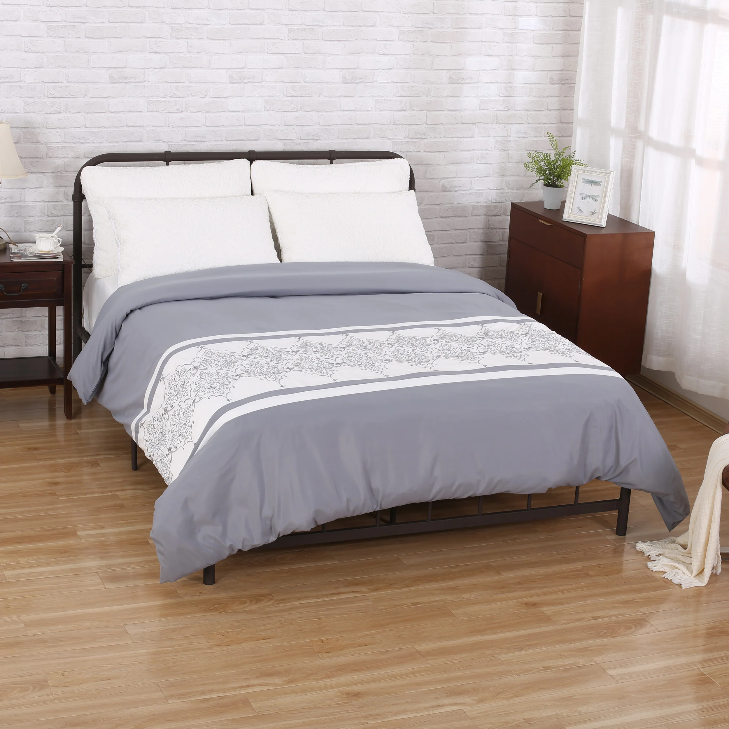 Viviana Queen Size Fabric Duvet Cover - furnishings
