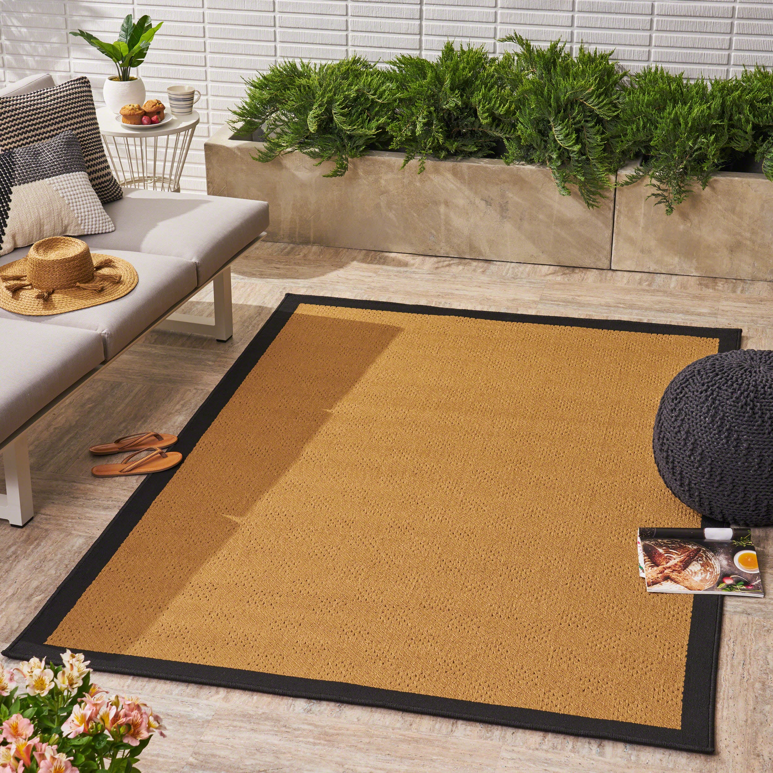 Darcey Outdoor Border Area Rug - furnishings