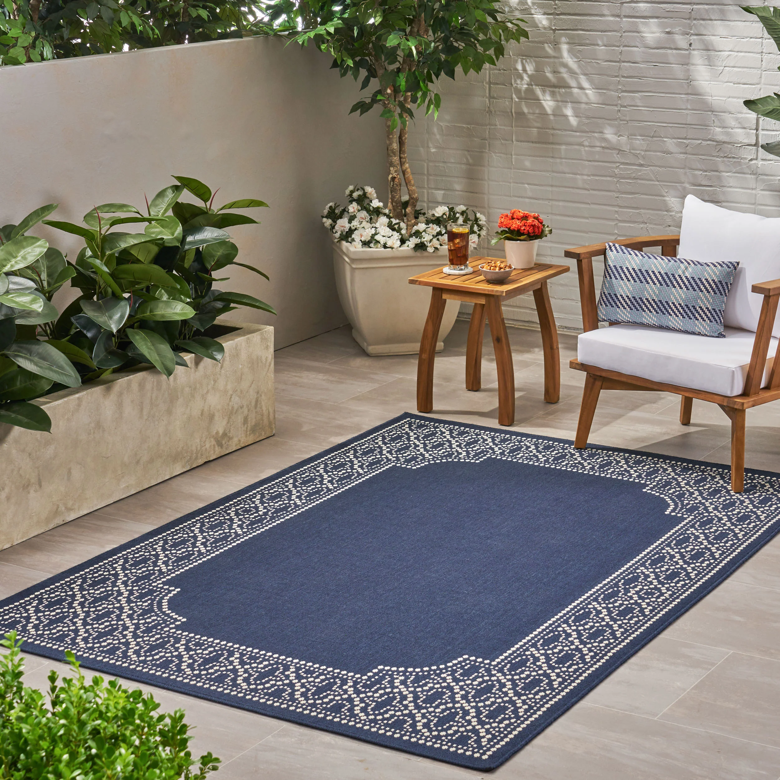 Madeline Outdoor Border Area Rug, Navy and Ivory - furnishings