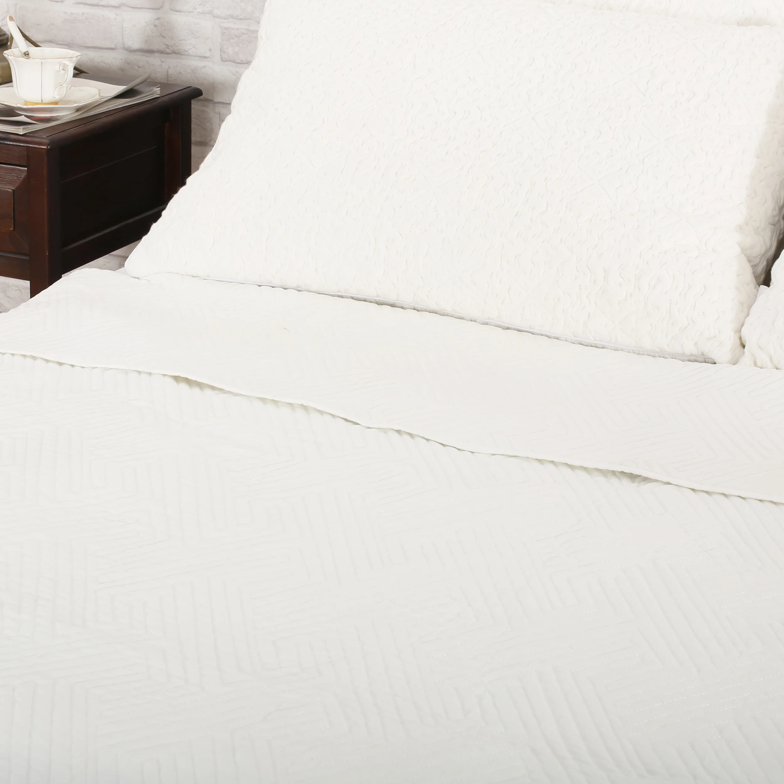 Cohen Double Bed Fabric Quilt - furnishings