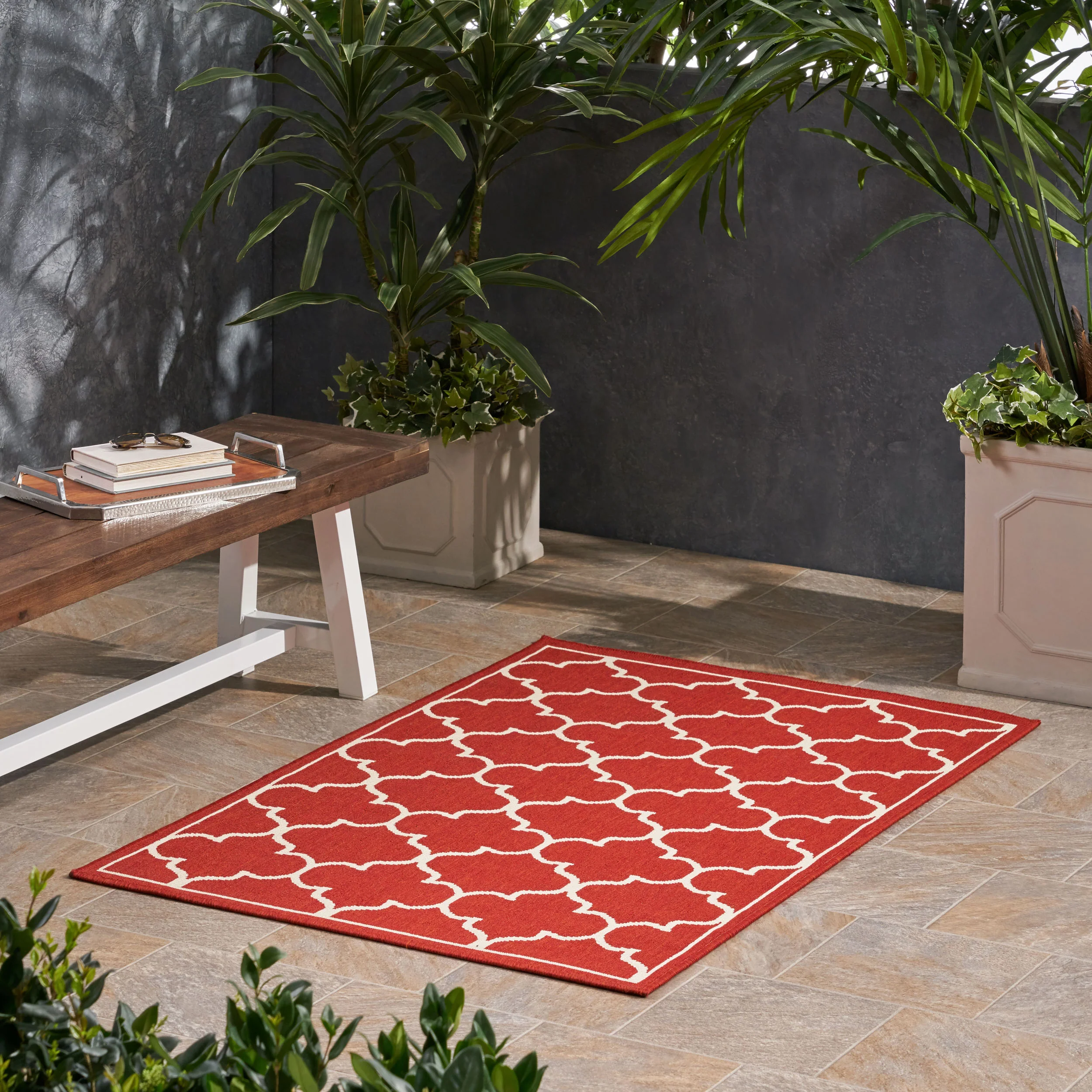 Ferncliffe Indoor/Outdoor Geometric Area Rug - furnishings