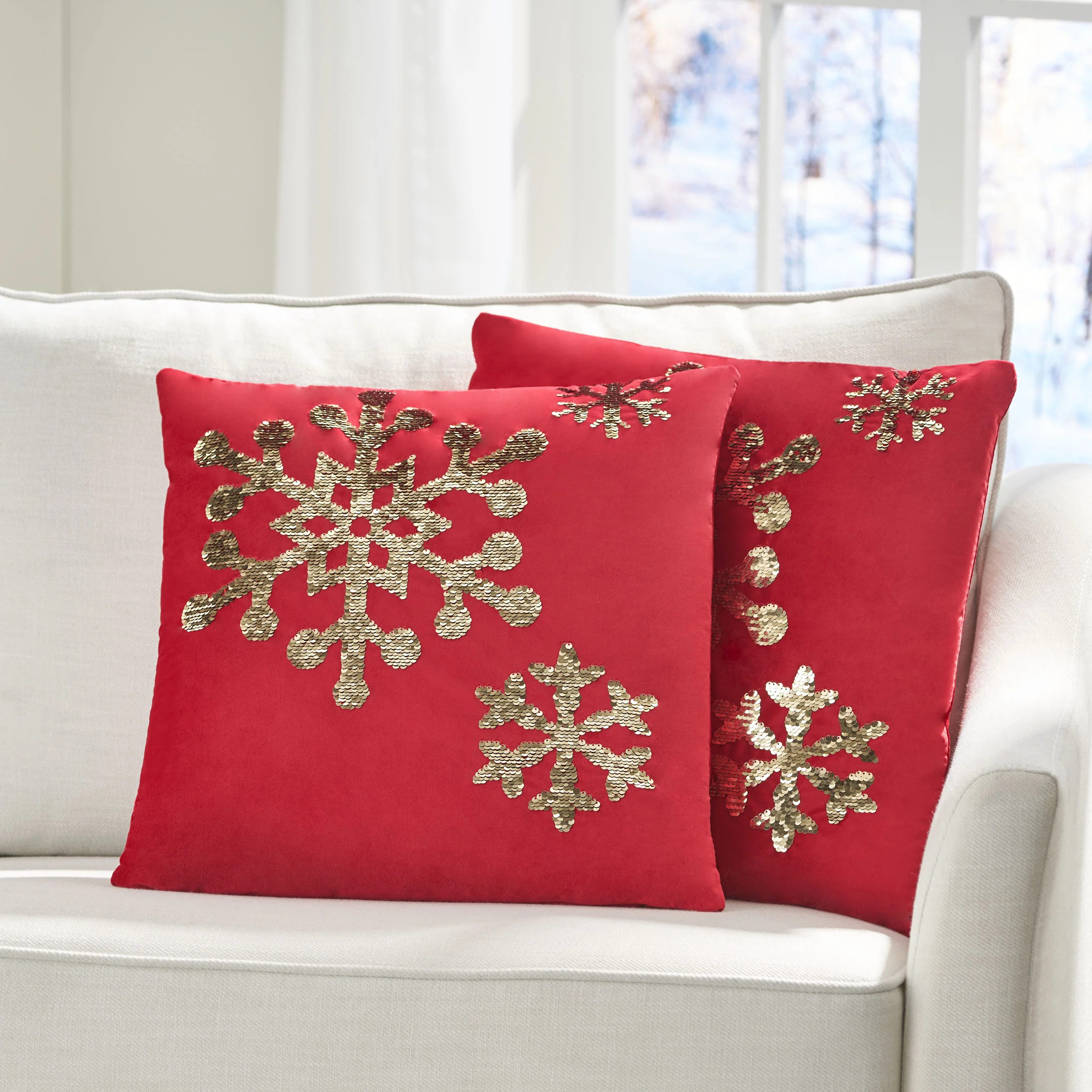 Geary Glam Velvet Christmas Throw Pillow Cover - furnishings
