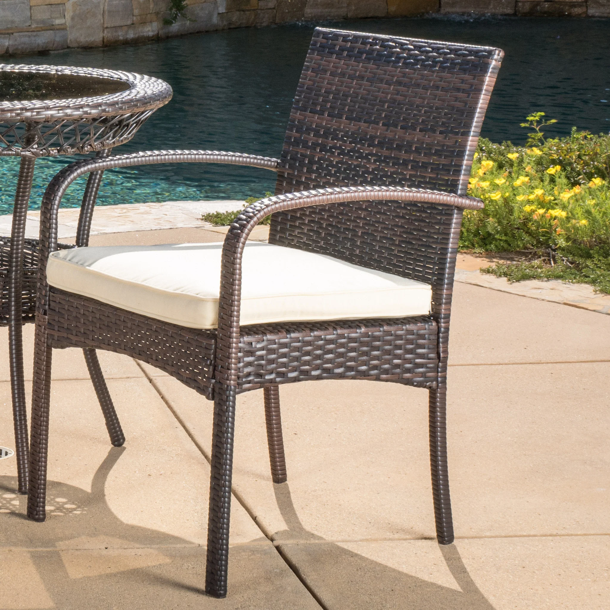 Blake Outdoor 5-piece Wicker Dining Set with Cushions - furnishings