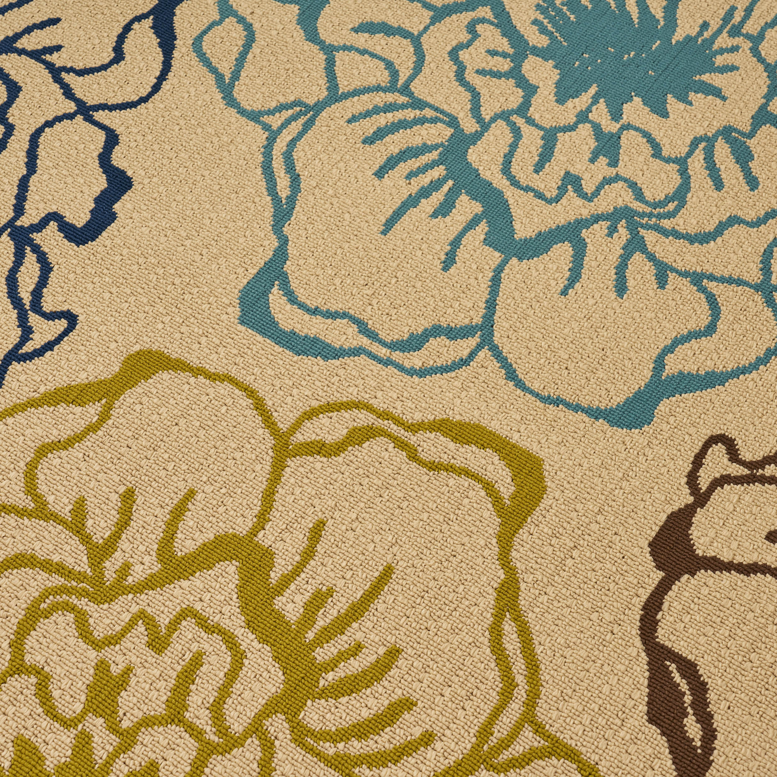 Damaris Outdoor Floral 5 x 8 Area Rug, Ivory and Multicolored - furnishings