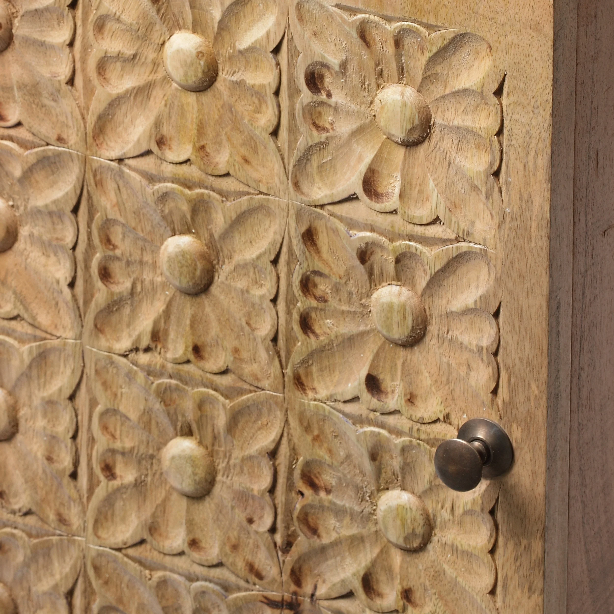 Dahlia Boho Handcrafted Acacia Wood Nightstand, Natural - furnishings